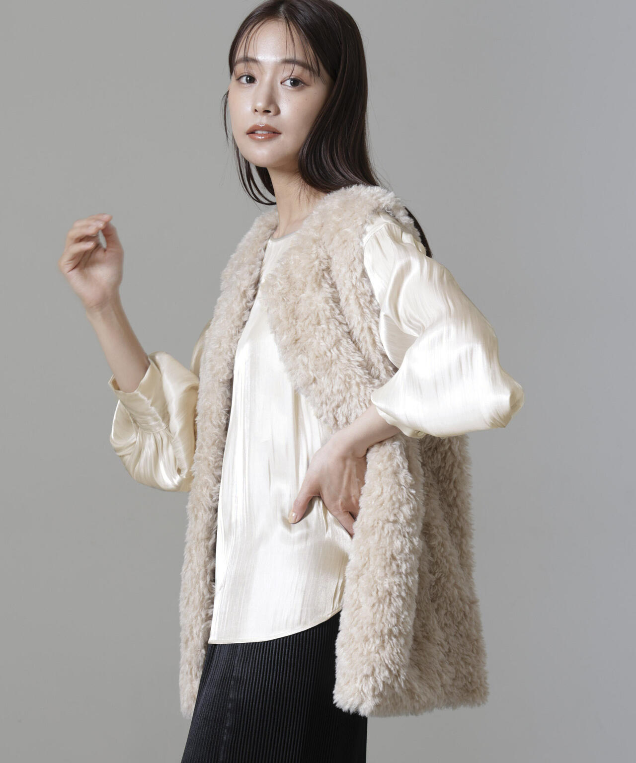 ブライトシアーギャザーブラウス 6694220305