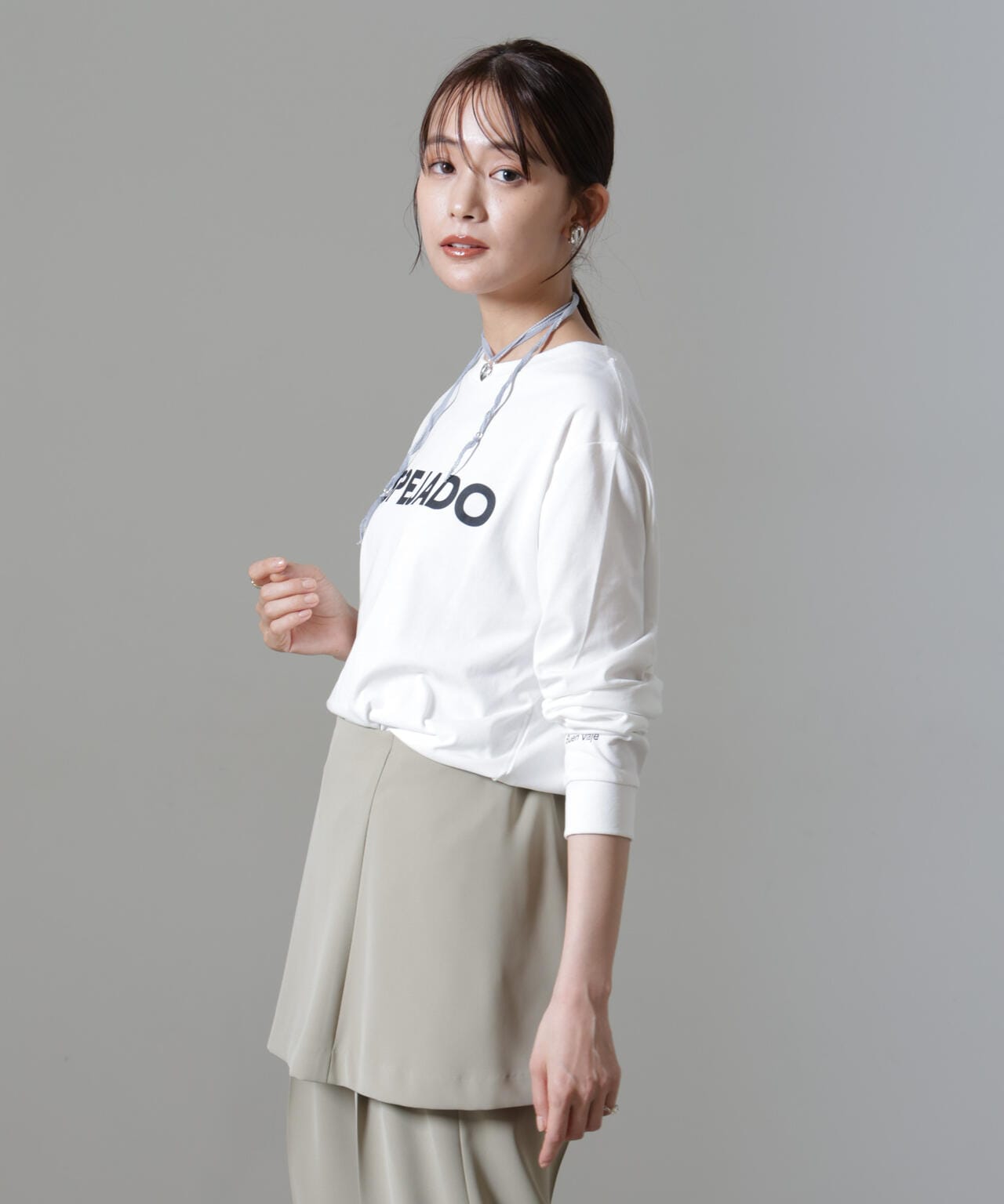 レタードロゴプリントロングスリーブTシャツ 6694223307