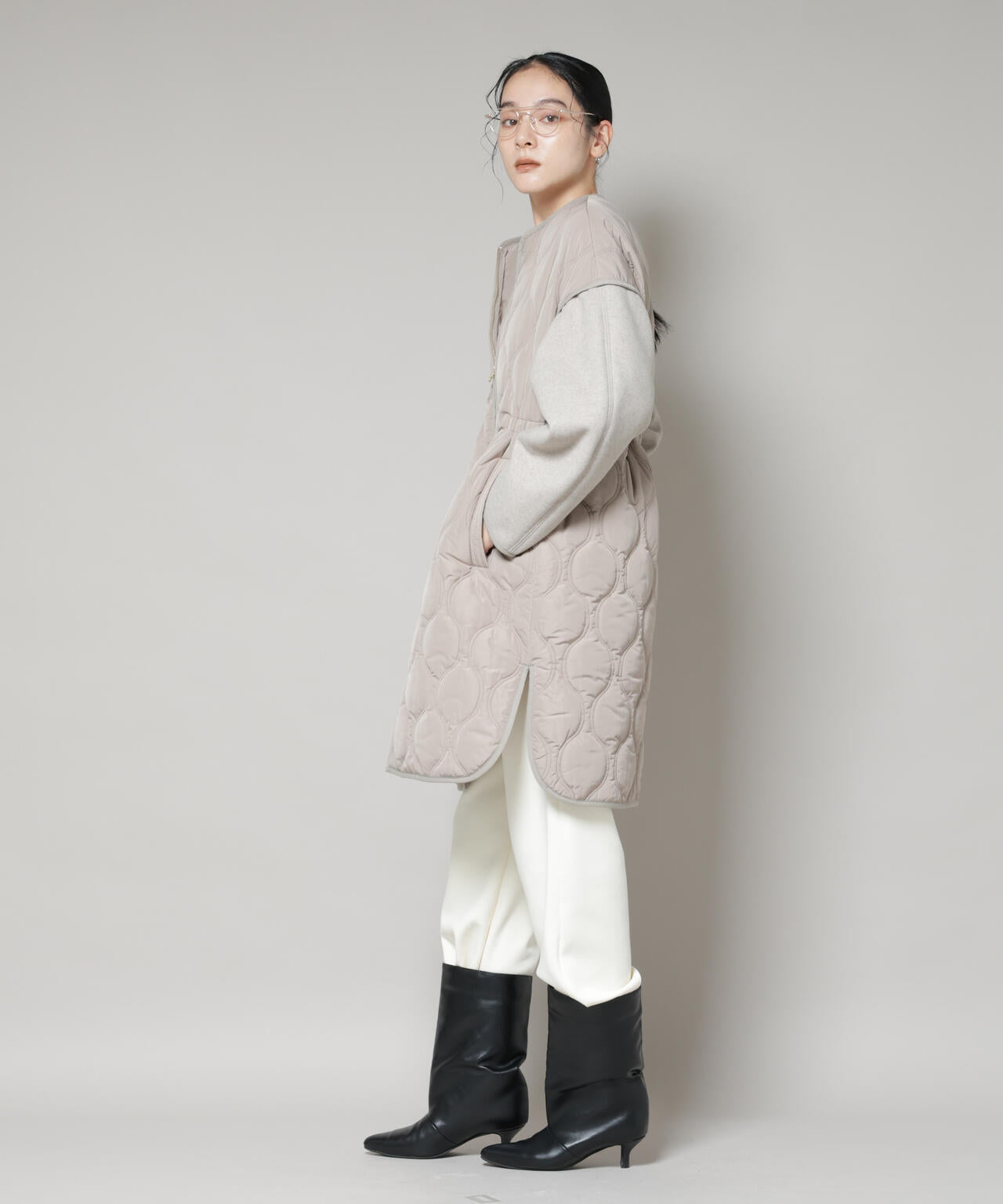 異素材コンビキルティングノーカラーコート 6695211305