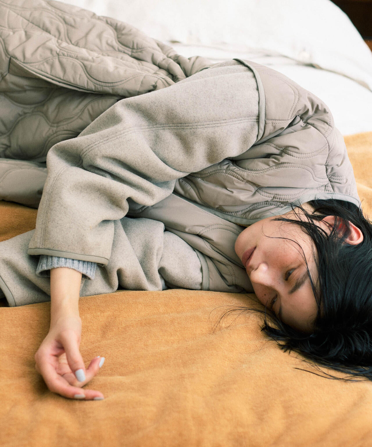 異素材コンビキルティングノーカラーコート 6695211305