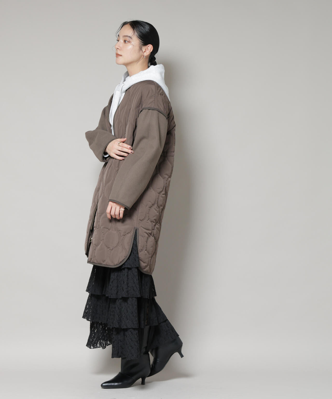 異素材コンビキルティングノーカラーコート 6695211305