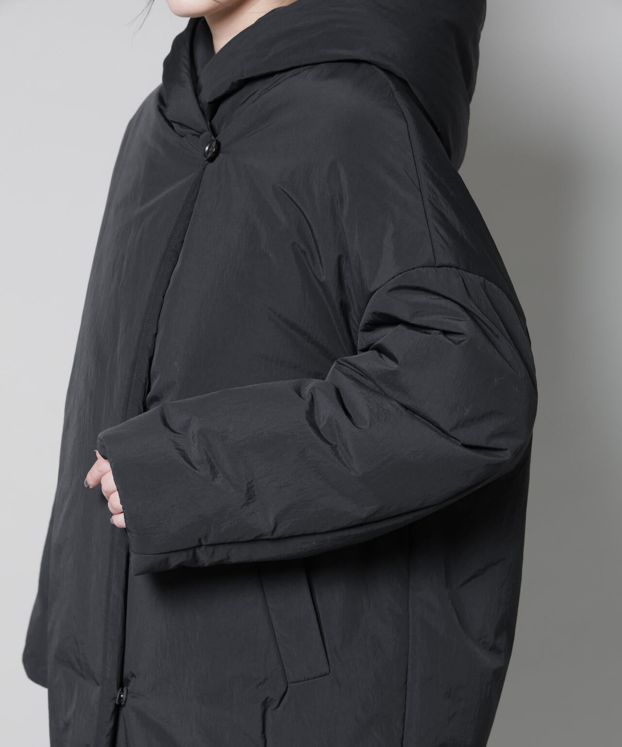 ETHERMALOFT(R)AEROGEL 中綿フードコクーンコート 6695211307