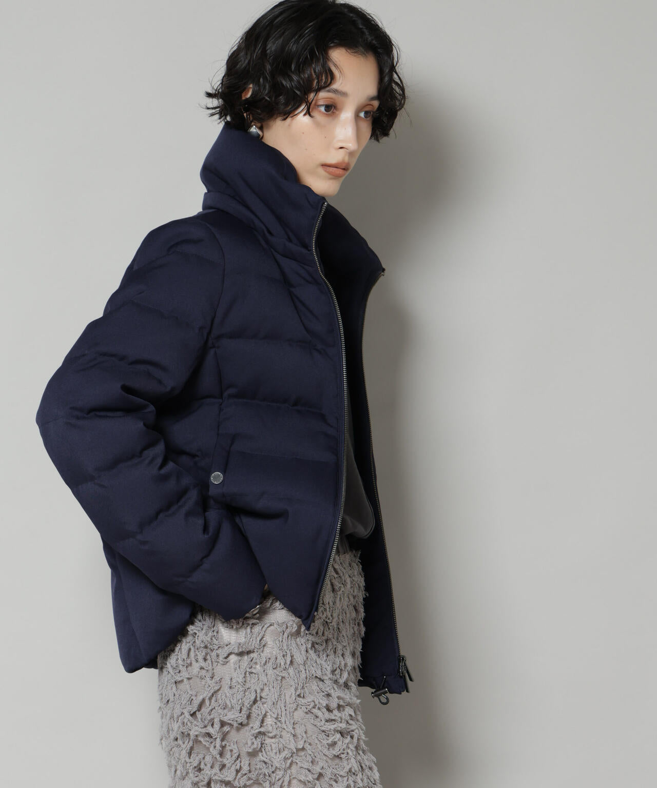 「西川ダウン(R)」サージショートダウン 6695214303