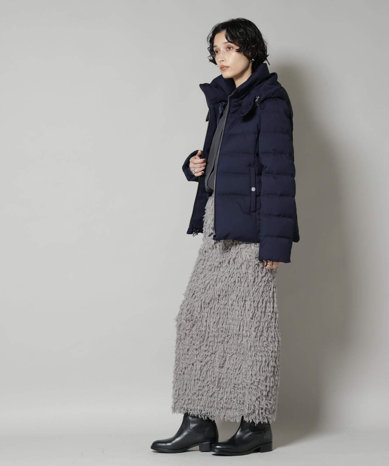 「西川ダウン(R)」サージショートダウン 6695214303