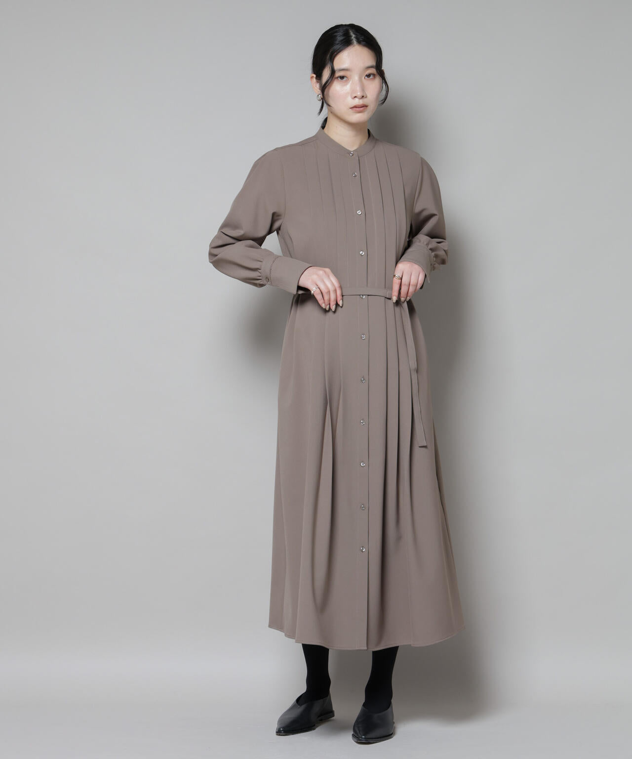 ダブルクロスベルト付きタックワンピース 6695219324