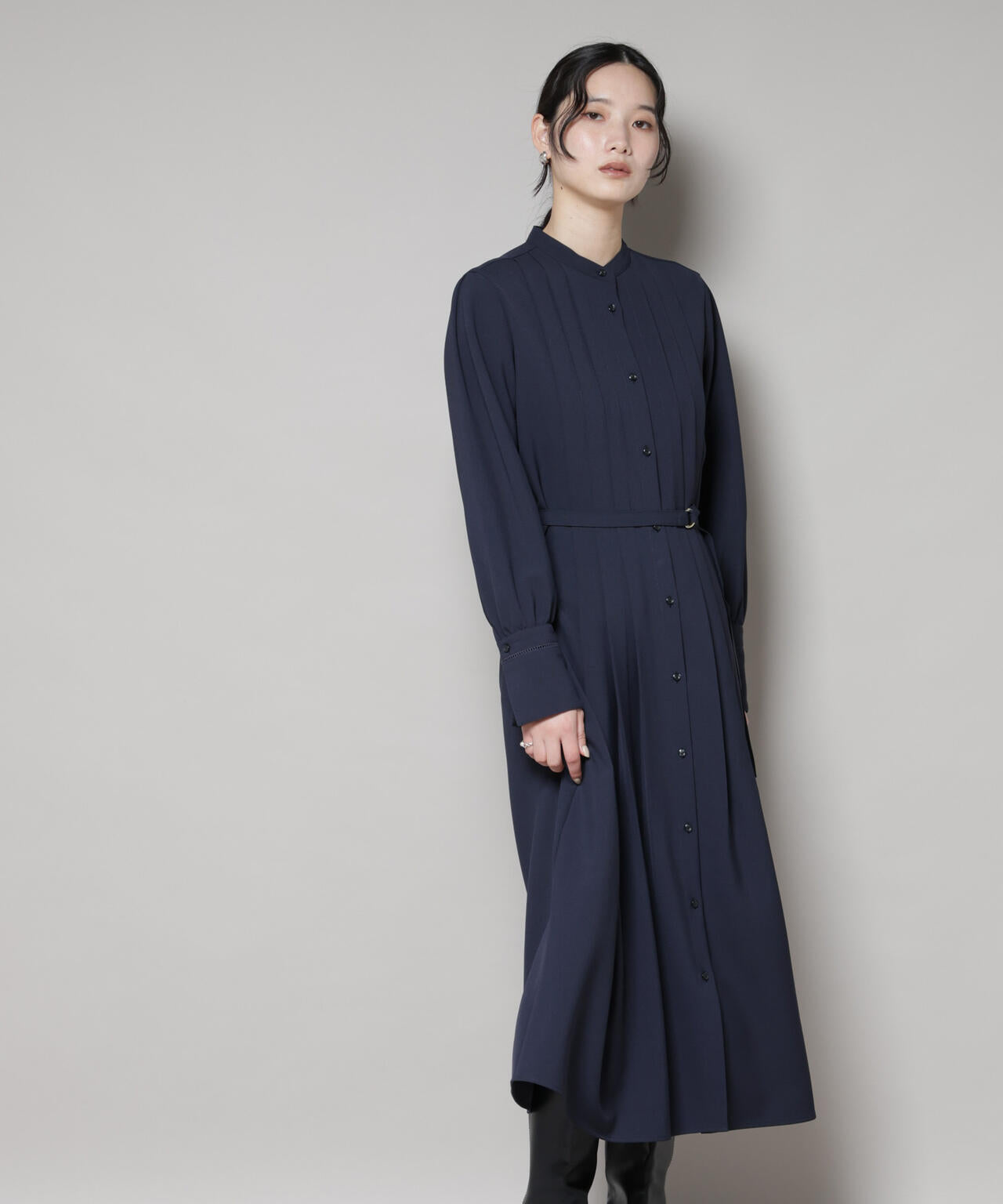 ダブルクロスベルト付きタックワンピース 6695219324