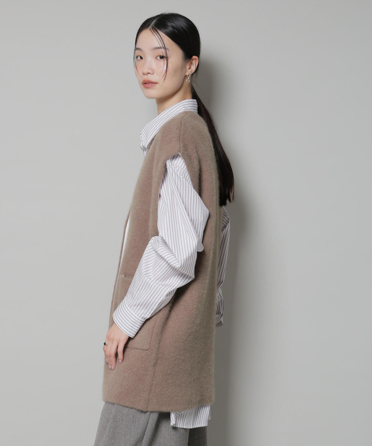 ウォッシャブルフォックスリバーニットジレ 6695222307