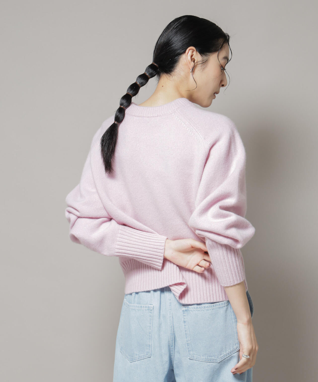 AQUAウールカシミヤクルーネックニットプルオーバー 6695222310