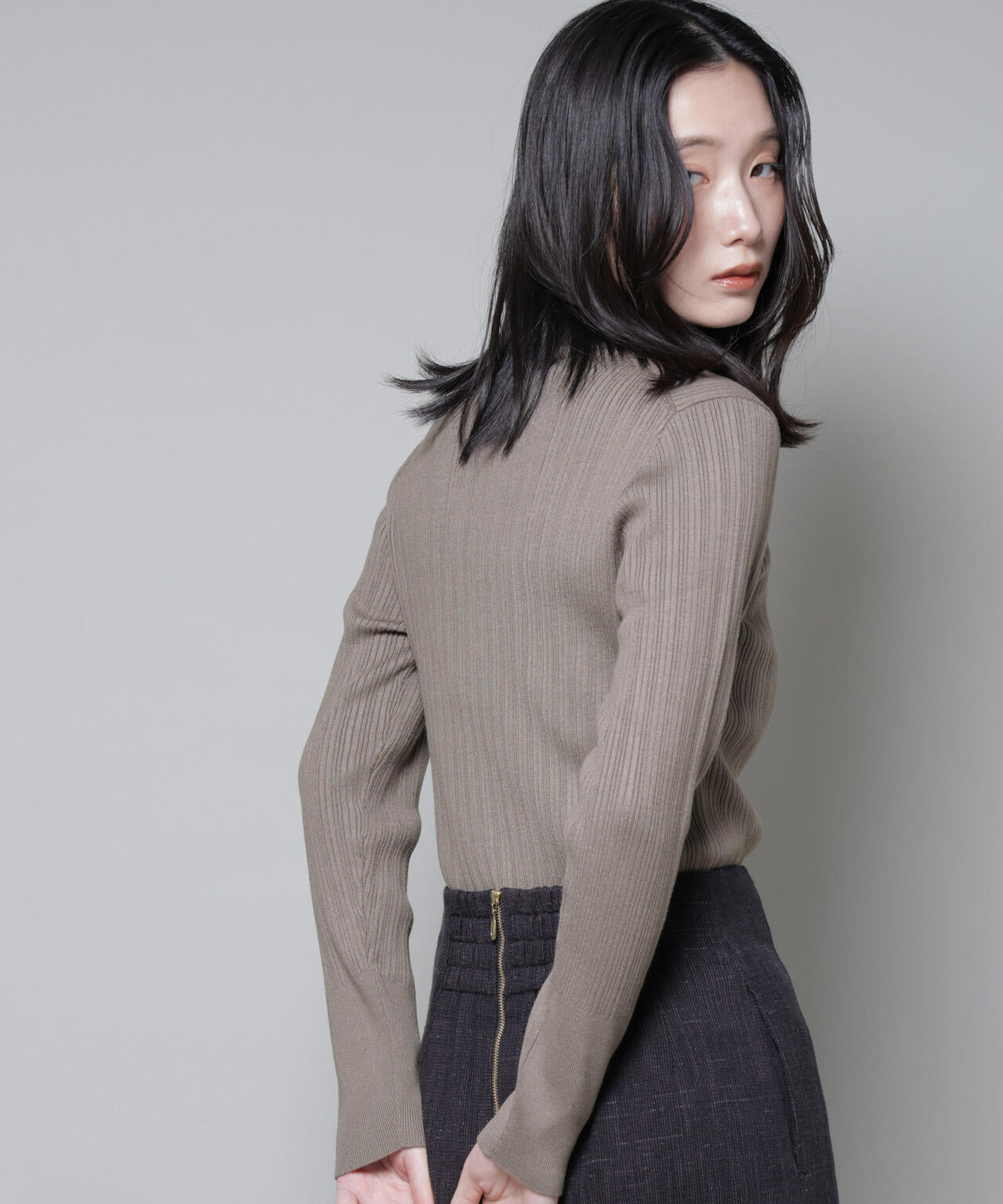 ホホバオイル加工ランダムリブタートルニット 6695222341