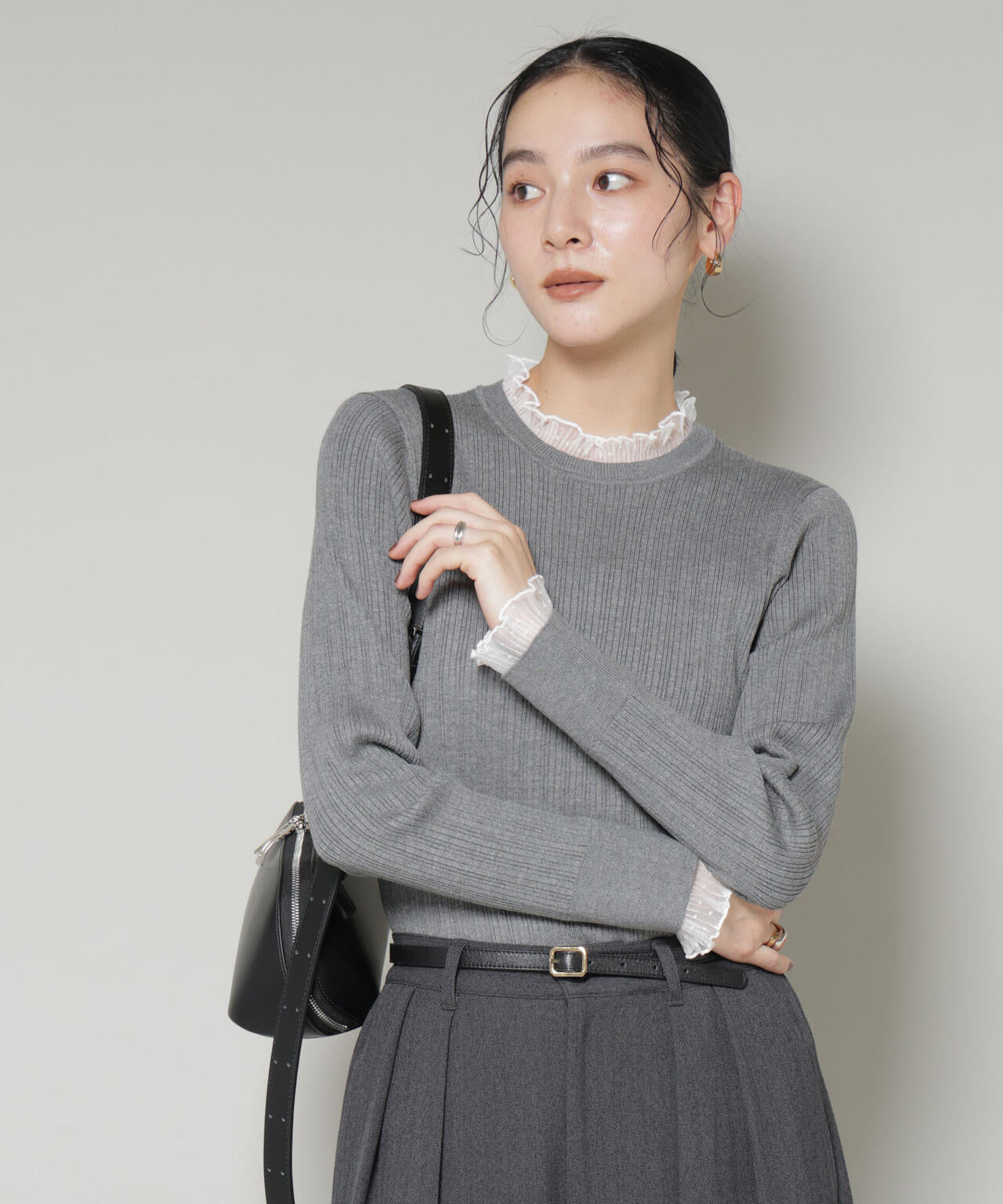 ホホバオイル加工チュールフリル付きランダムリブニット 6695222342