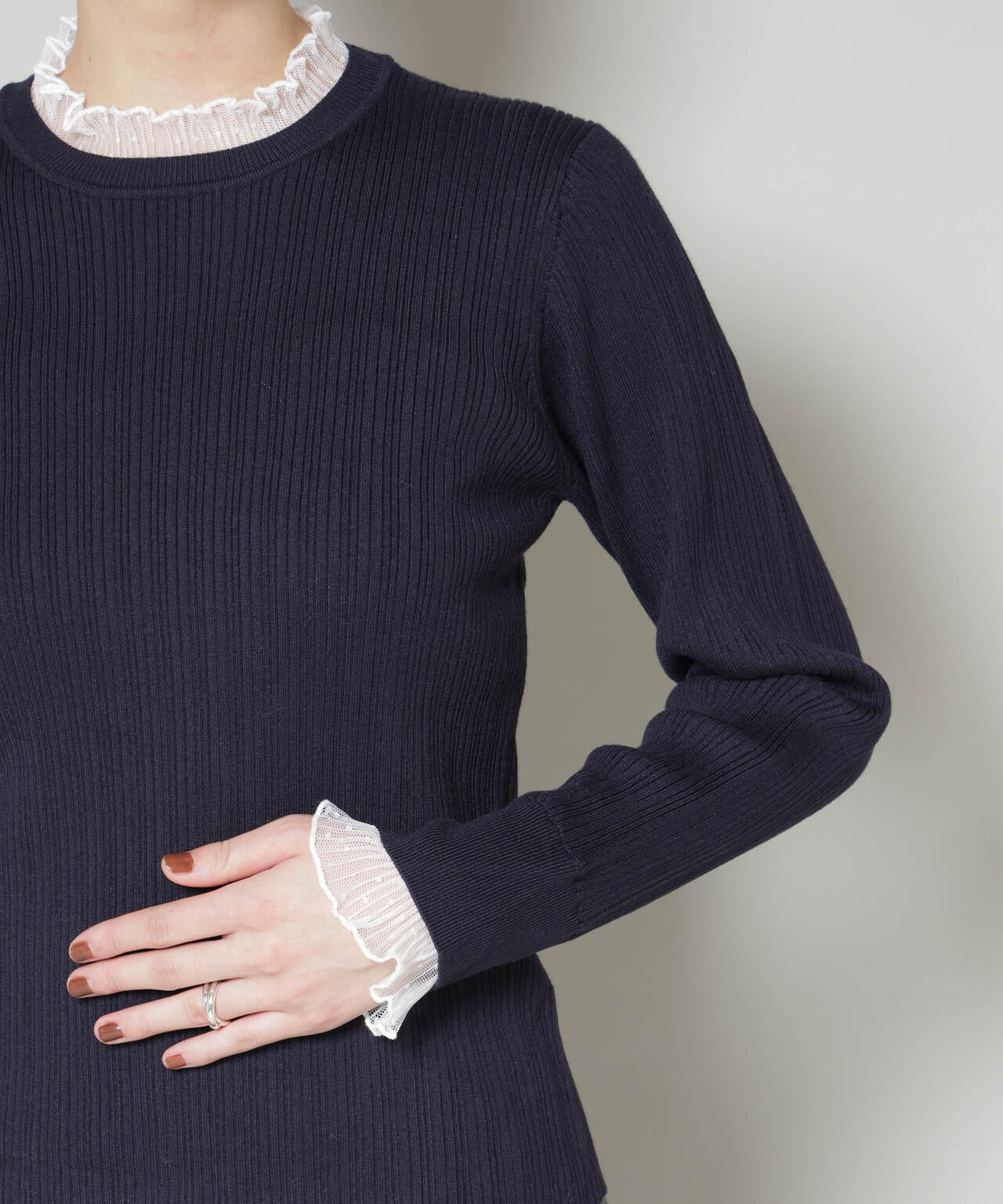 ホホバオイル加工チュールフリル付きランダムリブニット 6695222342