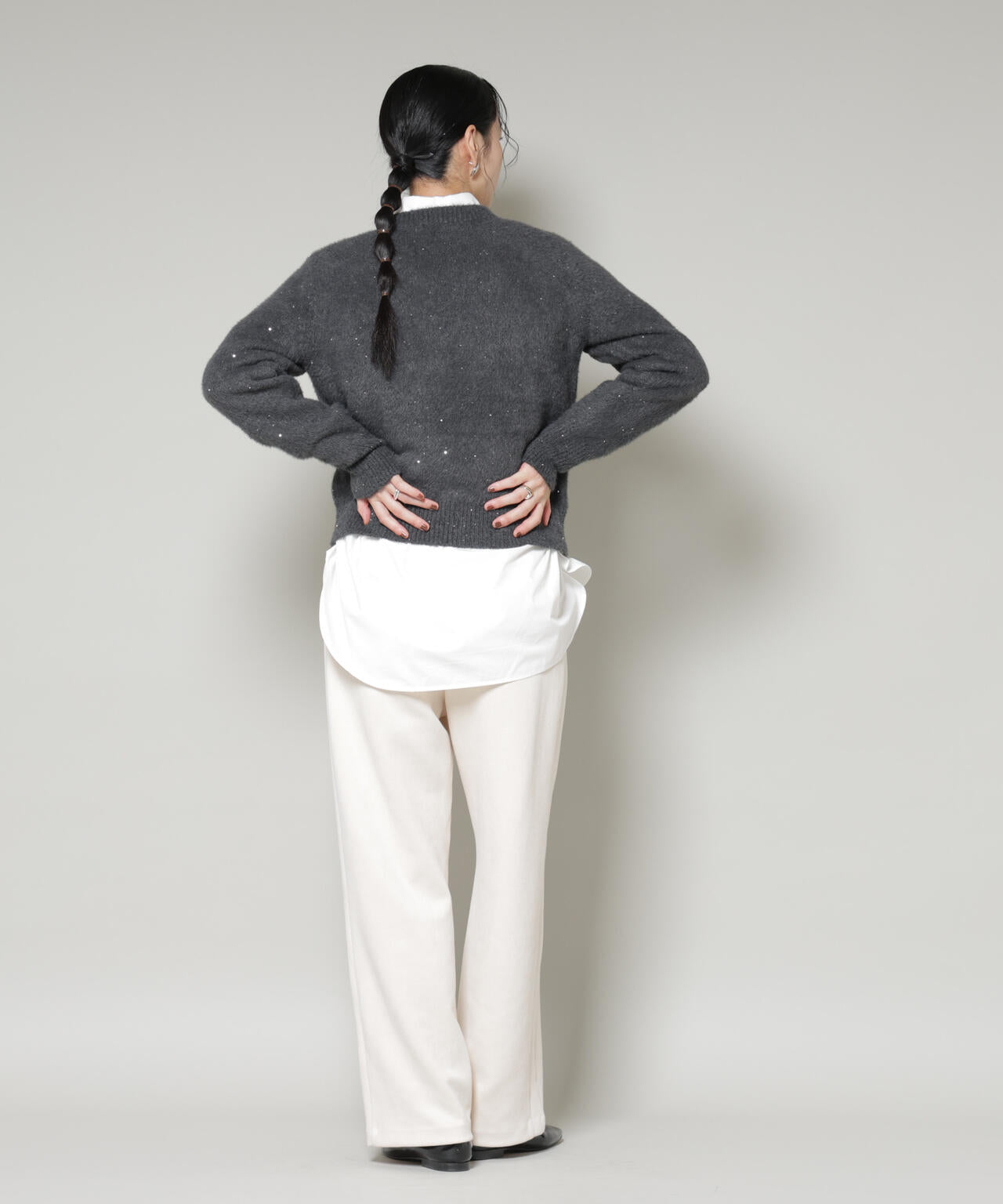 スパンコールフェザーニットプルオーバー 6695222343