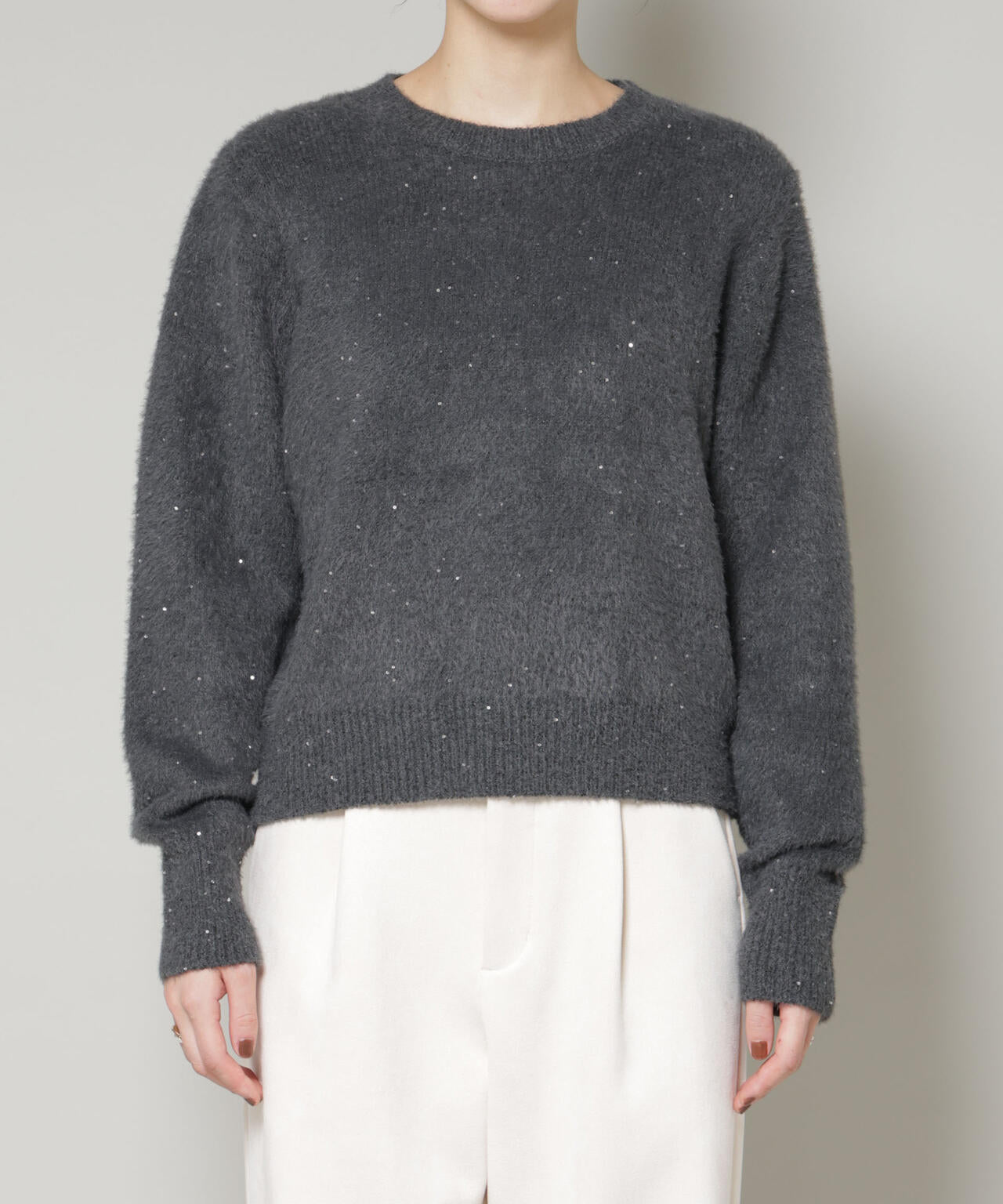 スパンコールフェザーニットプルオーバー 6695222343