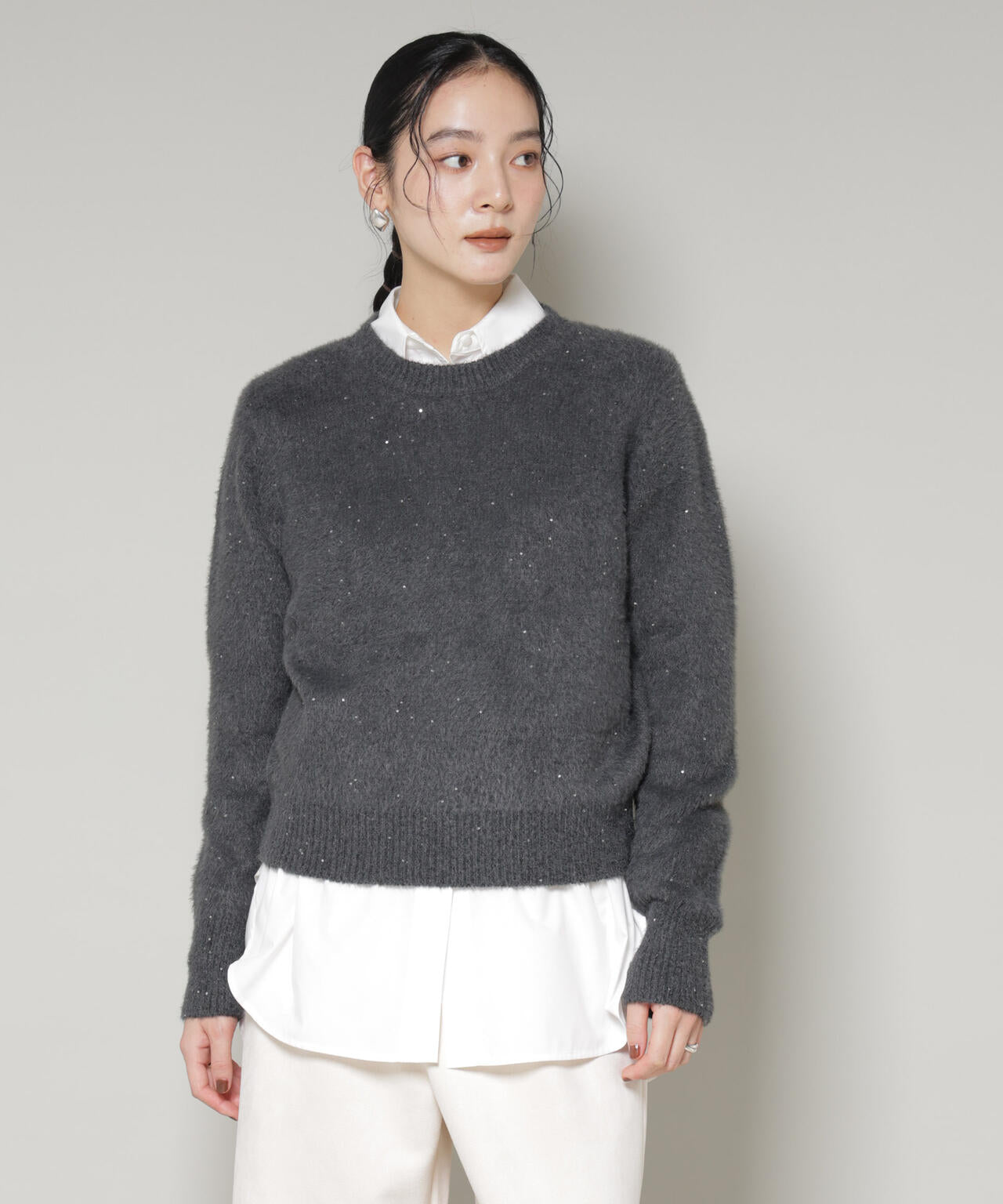 スパンコールフェザーニットプルオーバー 6695222343