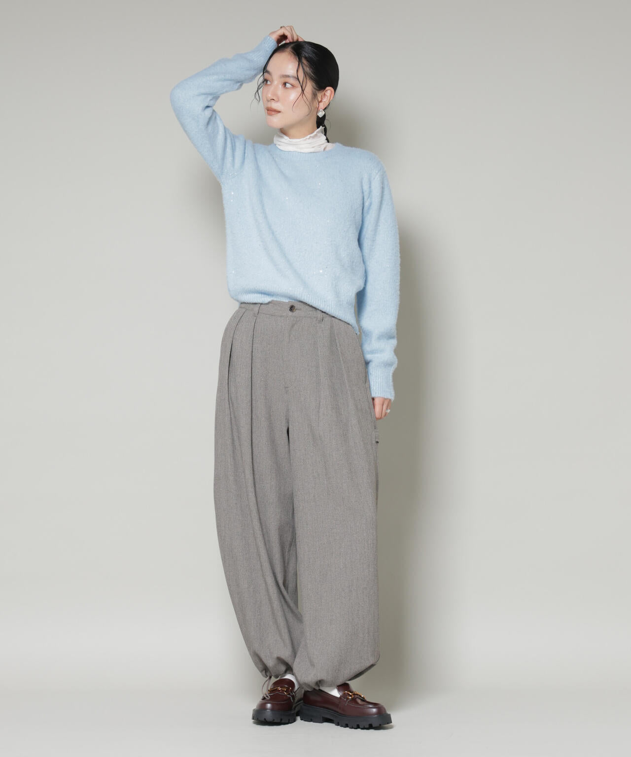 スパンコールフェザーニットプルオーバー 6695222343