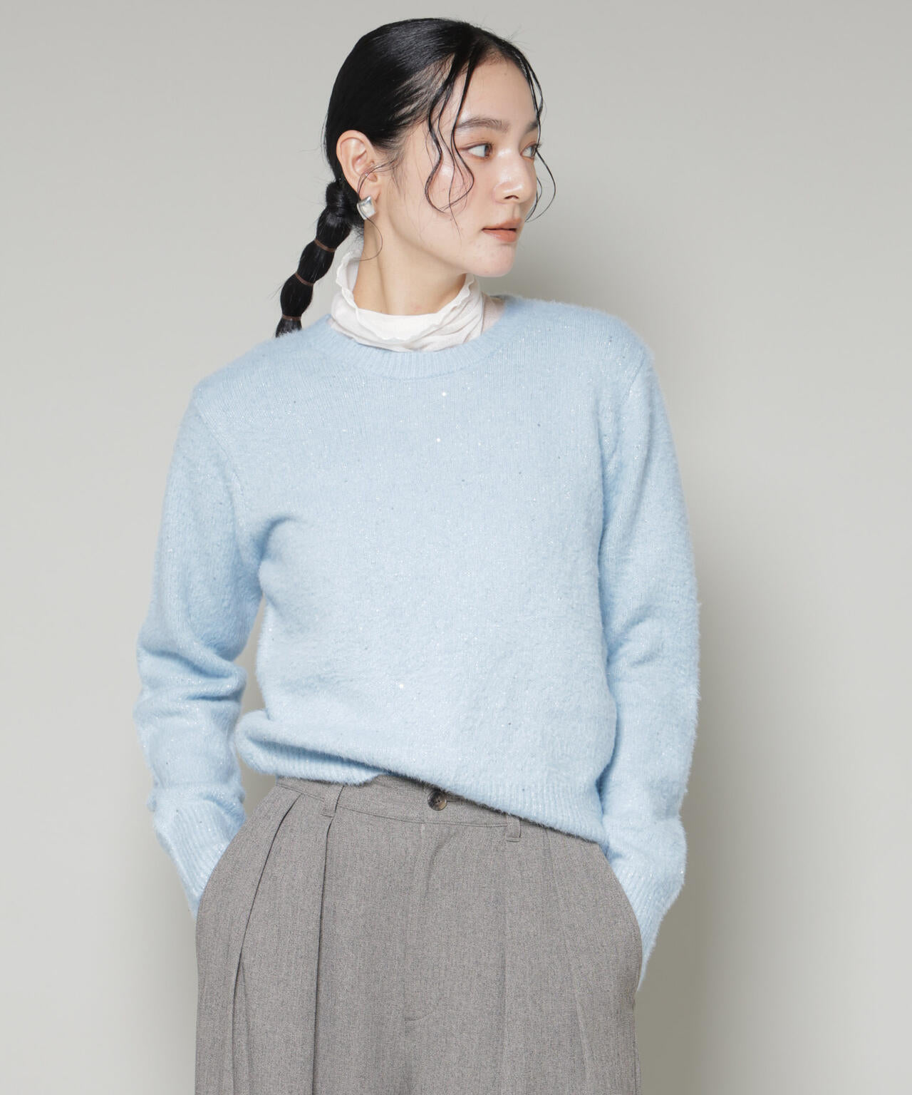 スパンコールフェザーニットプルオーバー 6695222343