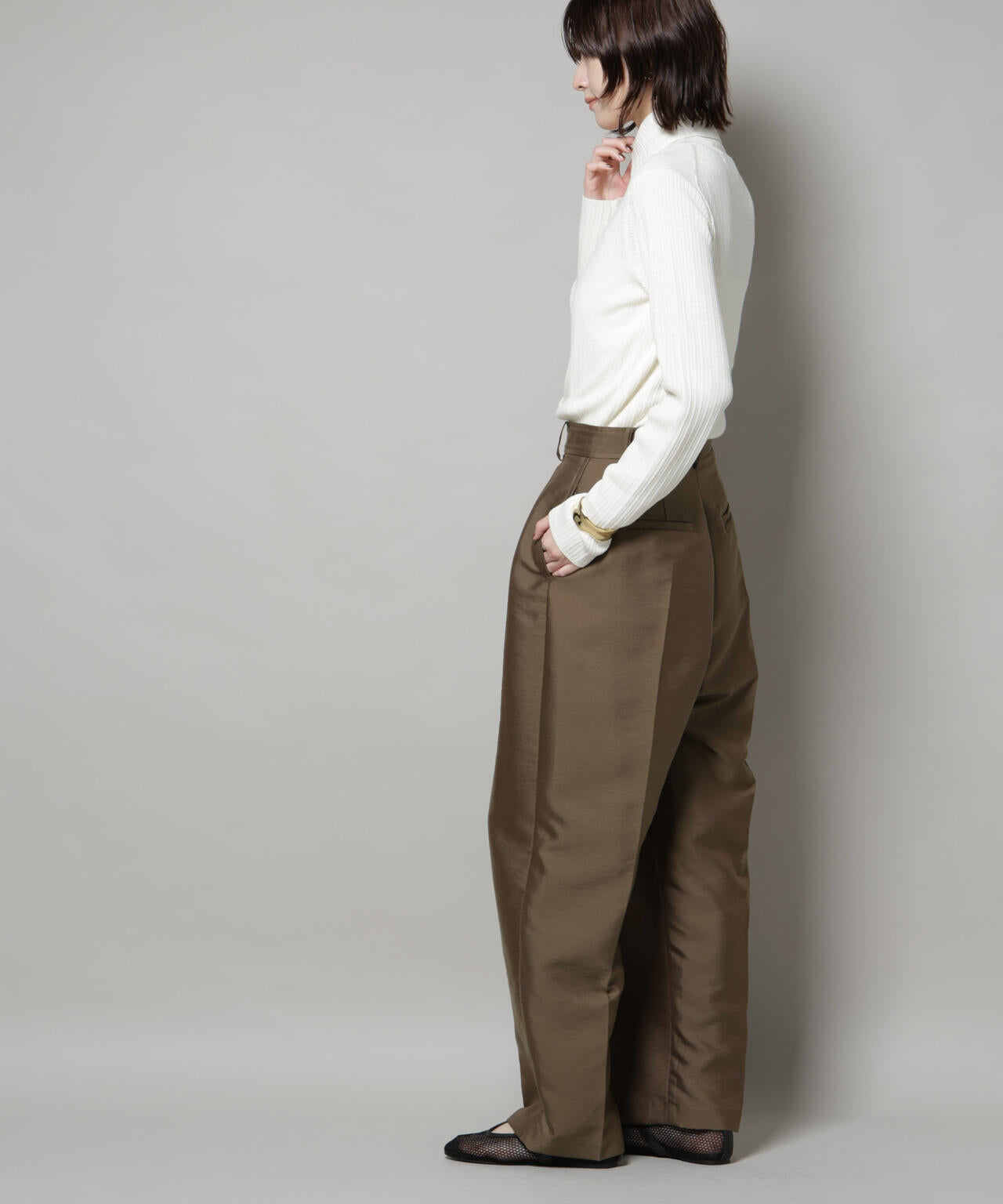 ツイルウェーブタックバレルパンツ 6695227309