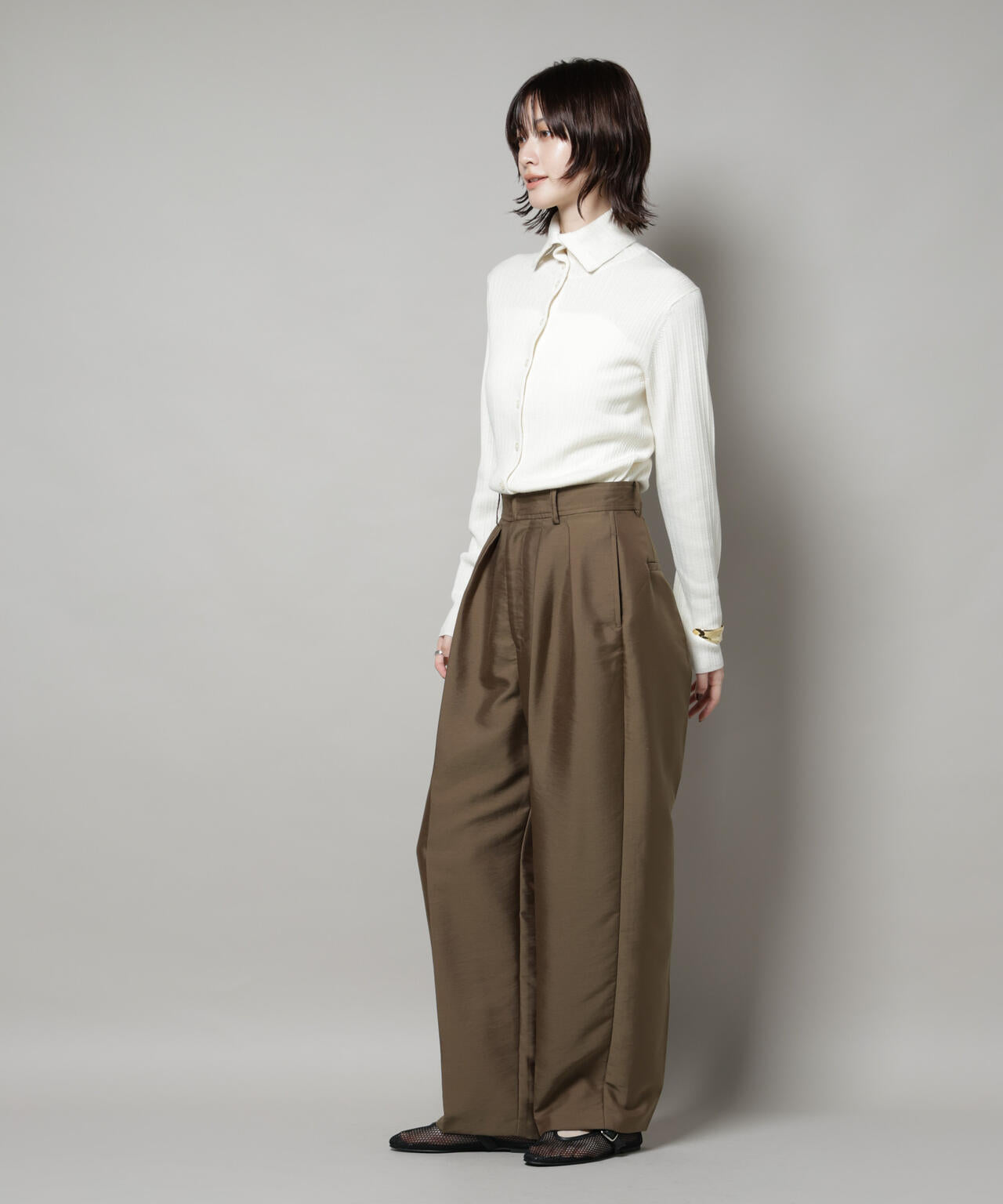 ツイルウェーブタックバレルパンツ 6695227309