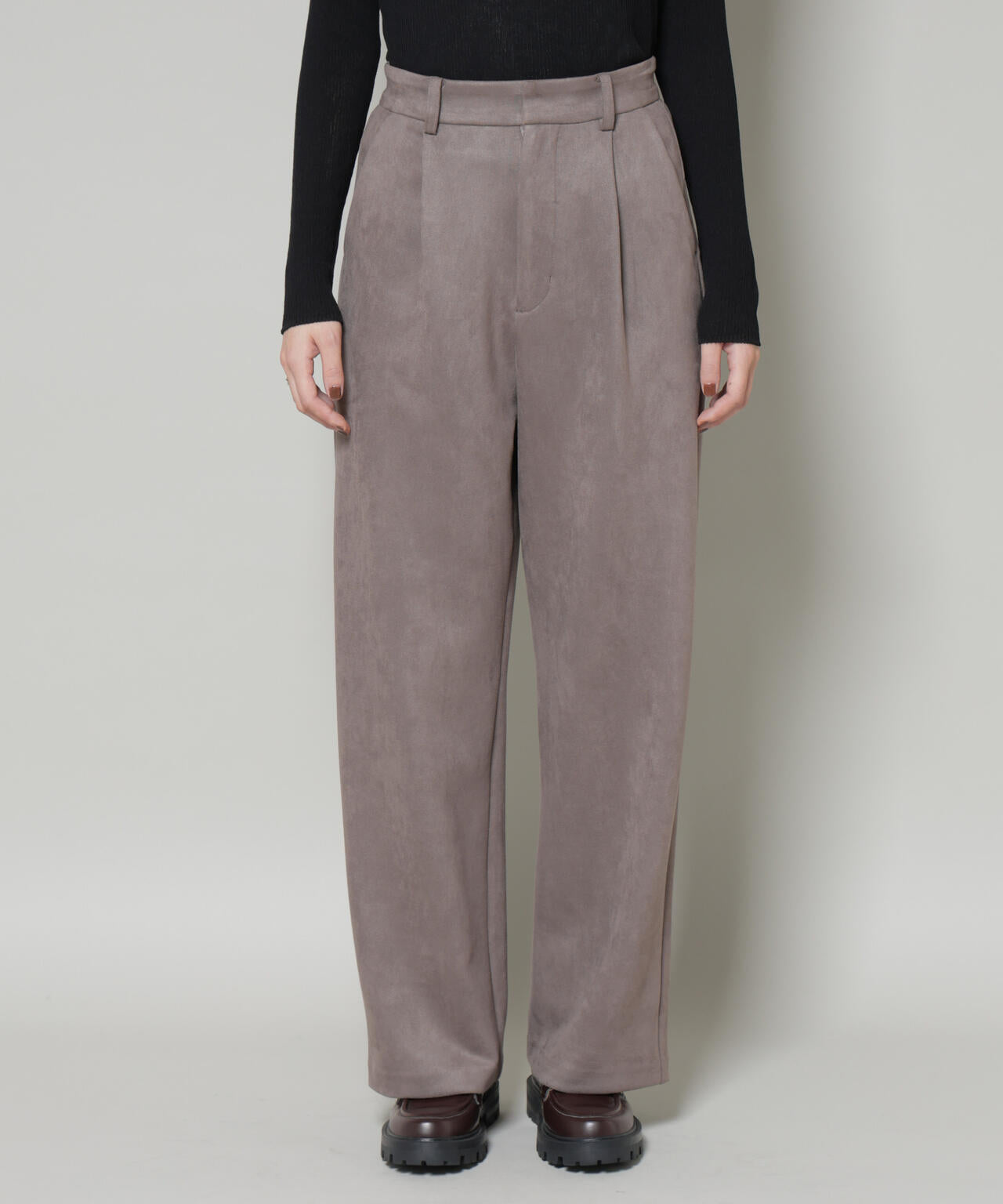 フェイクスエードタックパンツ 6695227322