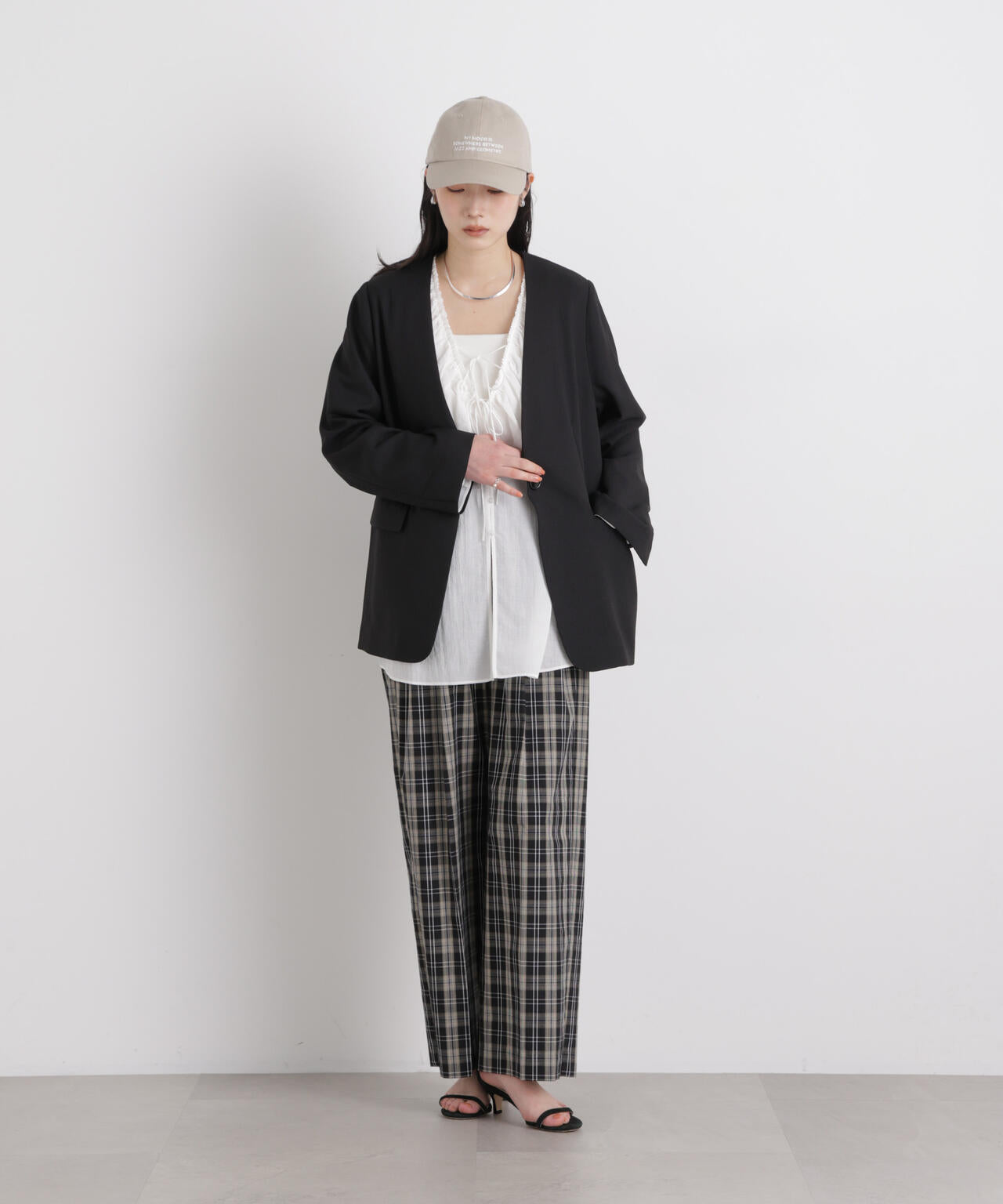 リネンライクツイルラペルレスジャケット 6696116309