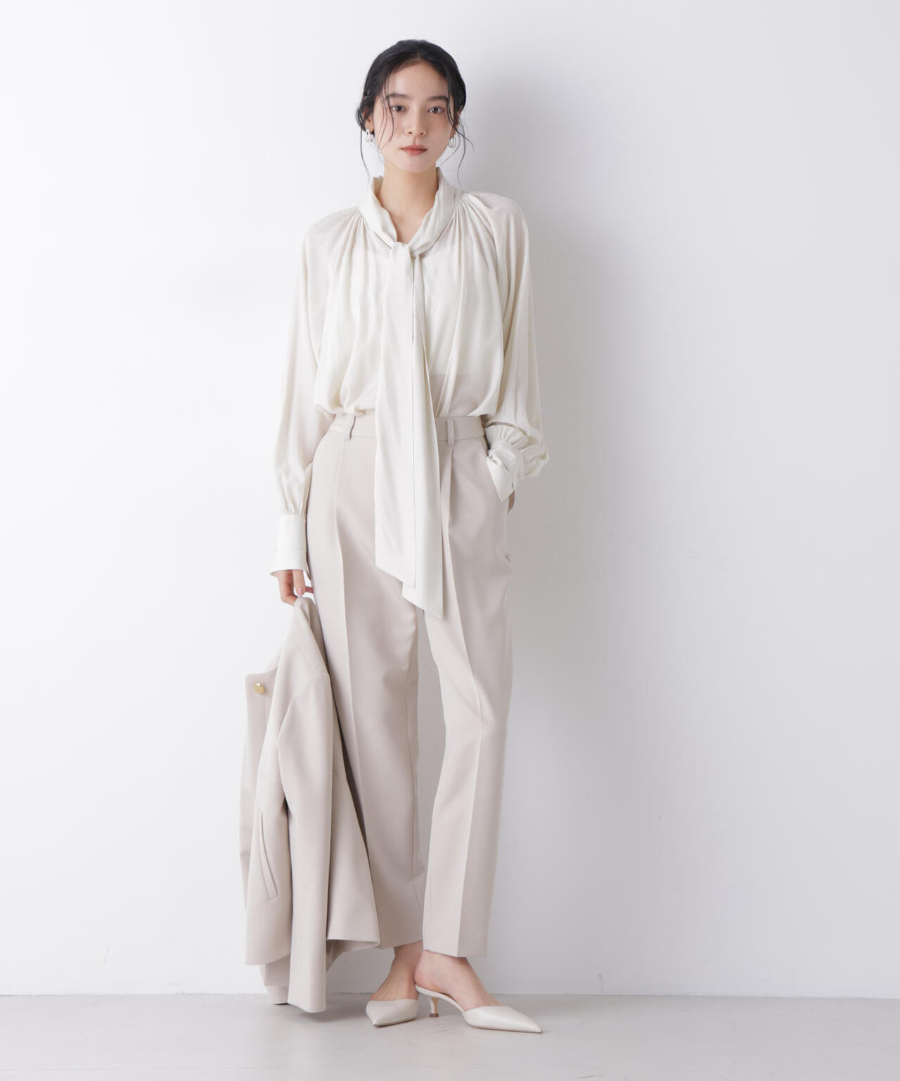 ドビードットリボンタイブラウス 6696120304