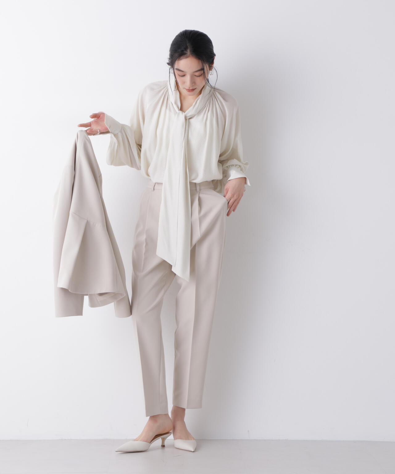 ドビードットリボンタイブラウス 6696120304