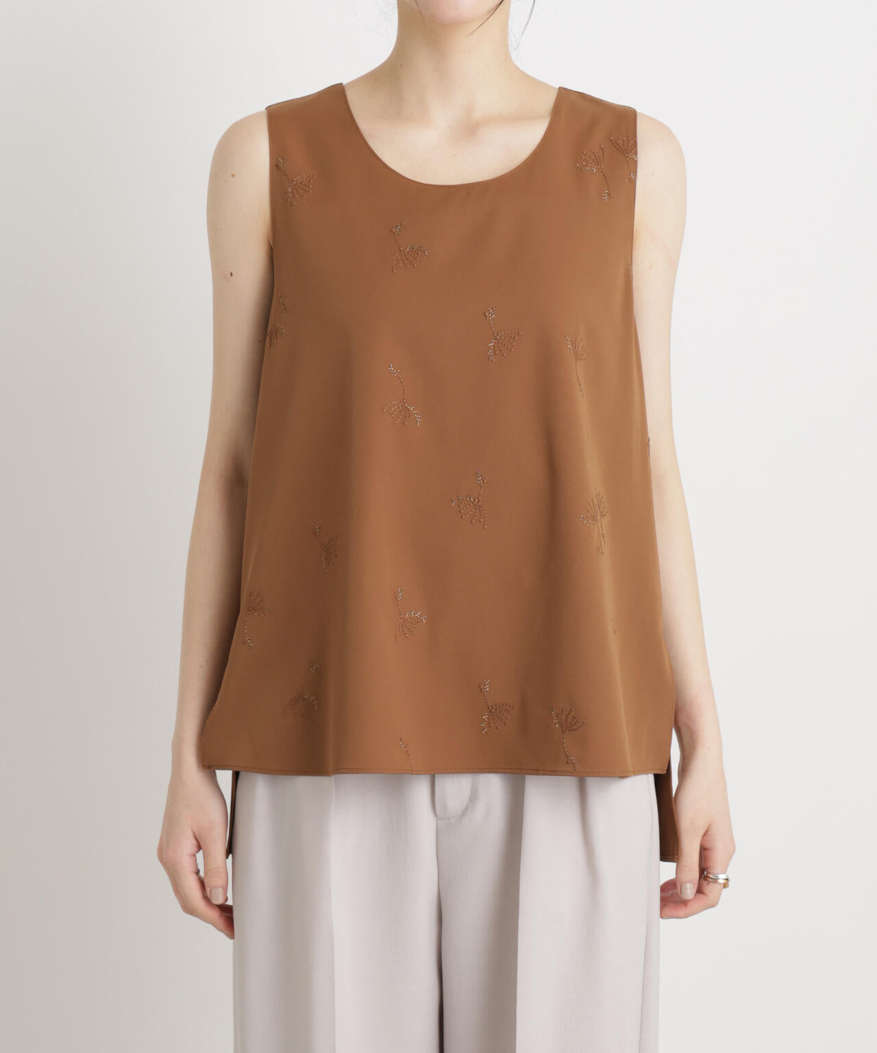 刺繍ツイルタンクブラウス(セットアップ可) 6696121306