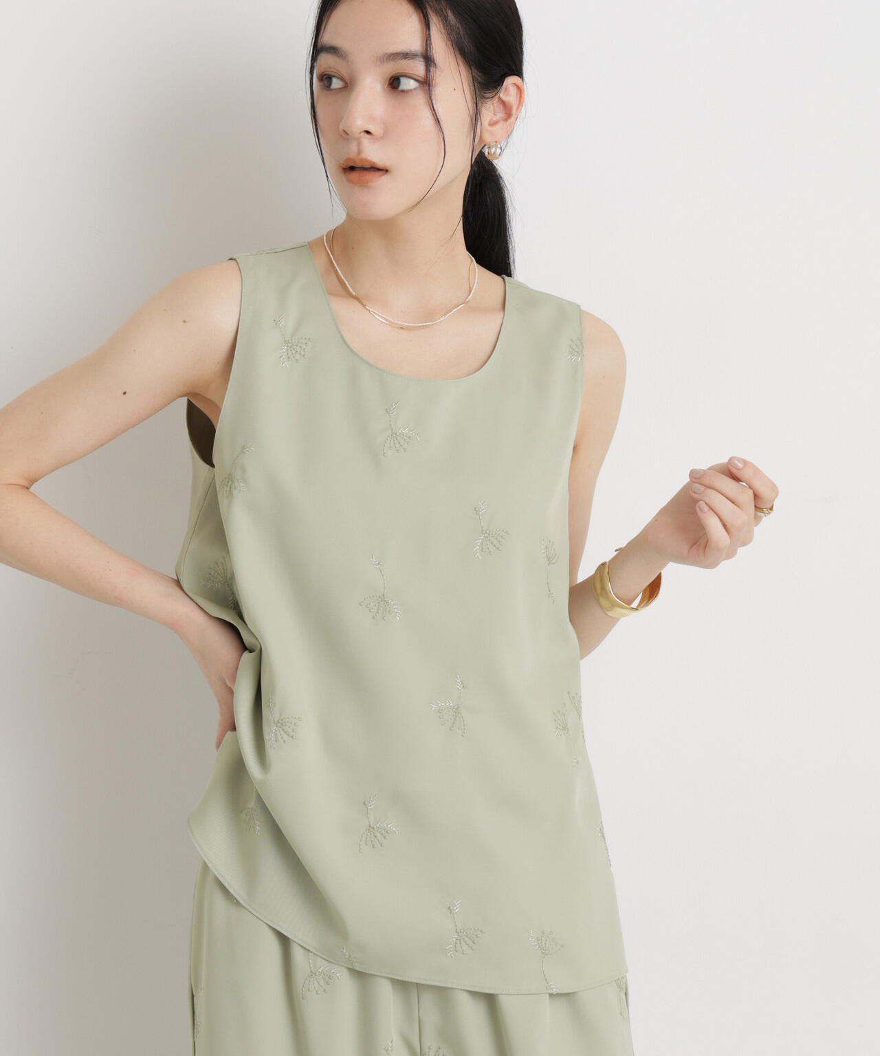 刺繍ツイルタンクブラウス(セットアップ可) 6696121306