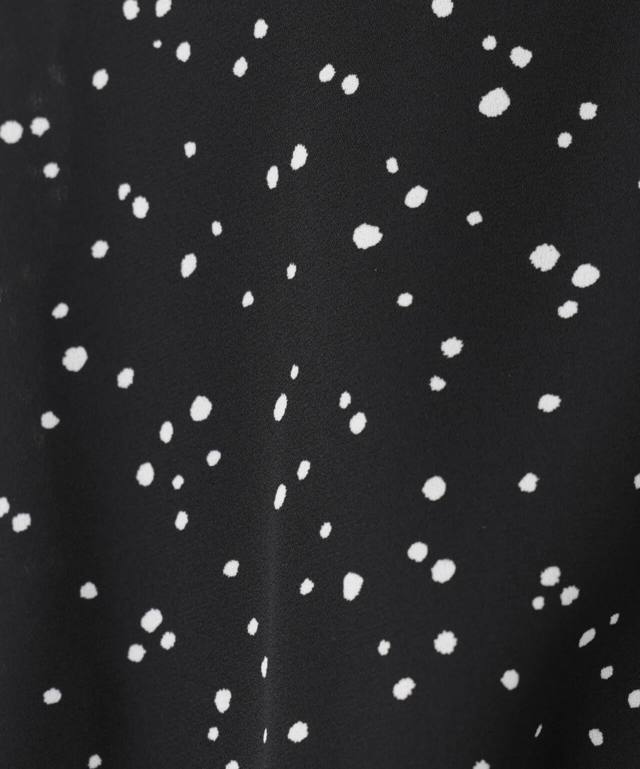 ドットプリントVネックショートブラウス 6696121310