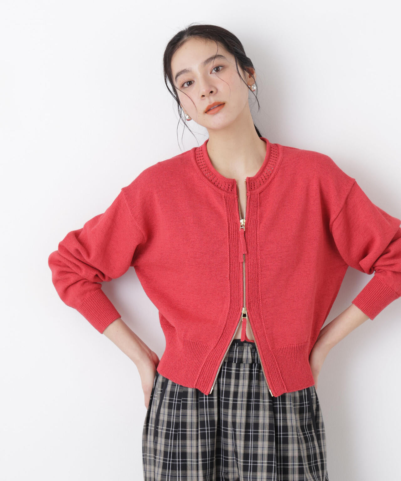 リネン混テープヤーンジップニットカーディガン