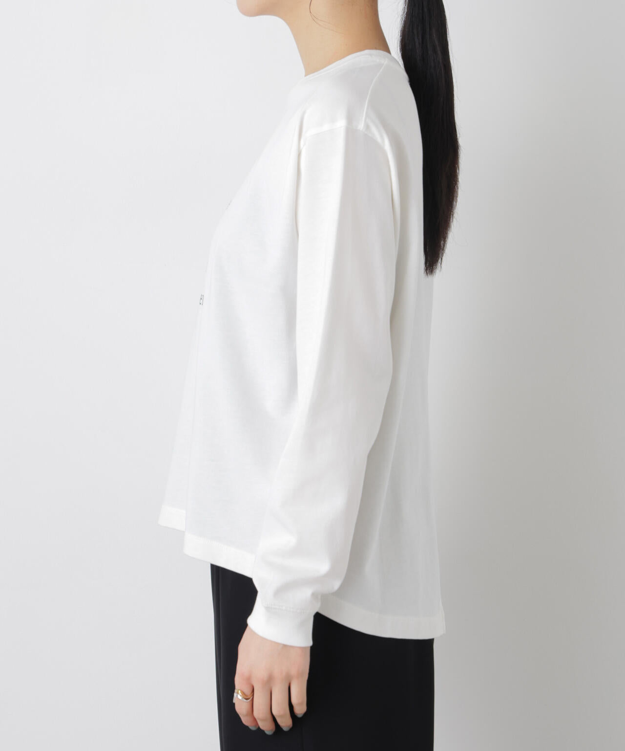 ロゴプリントロングスリーブTシャツ 6696123305