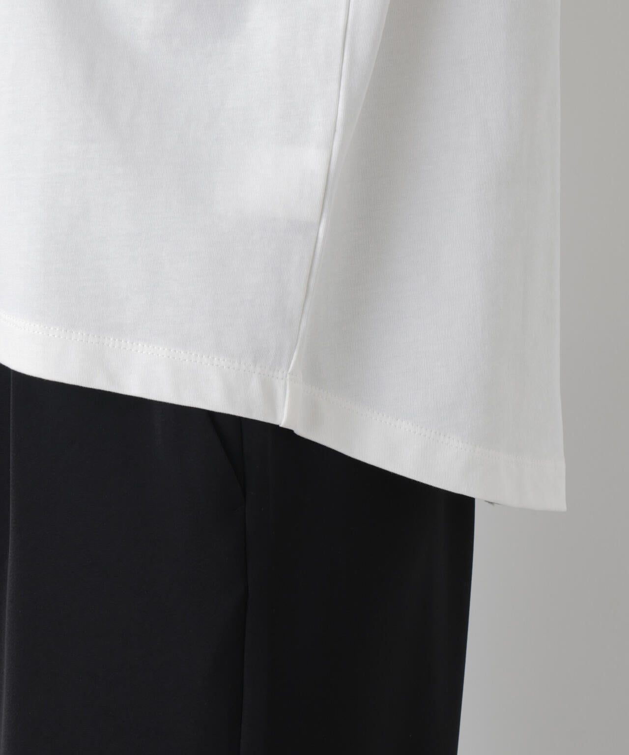 ロゴプリントロングスリーブTシャツ 6696123305