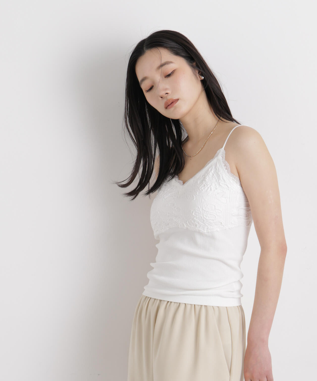 レースジャガードカップ付きキャミソール