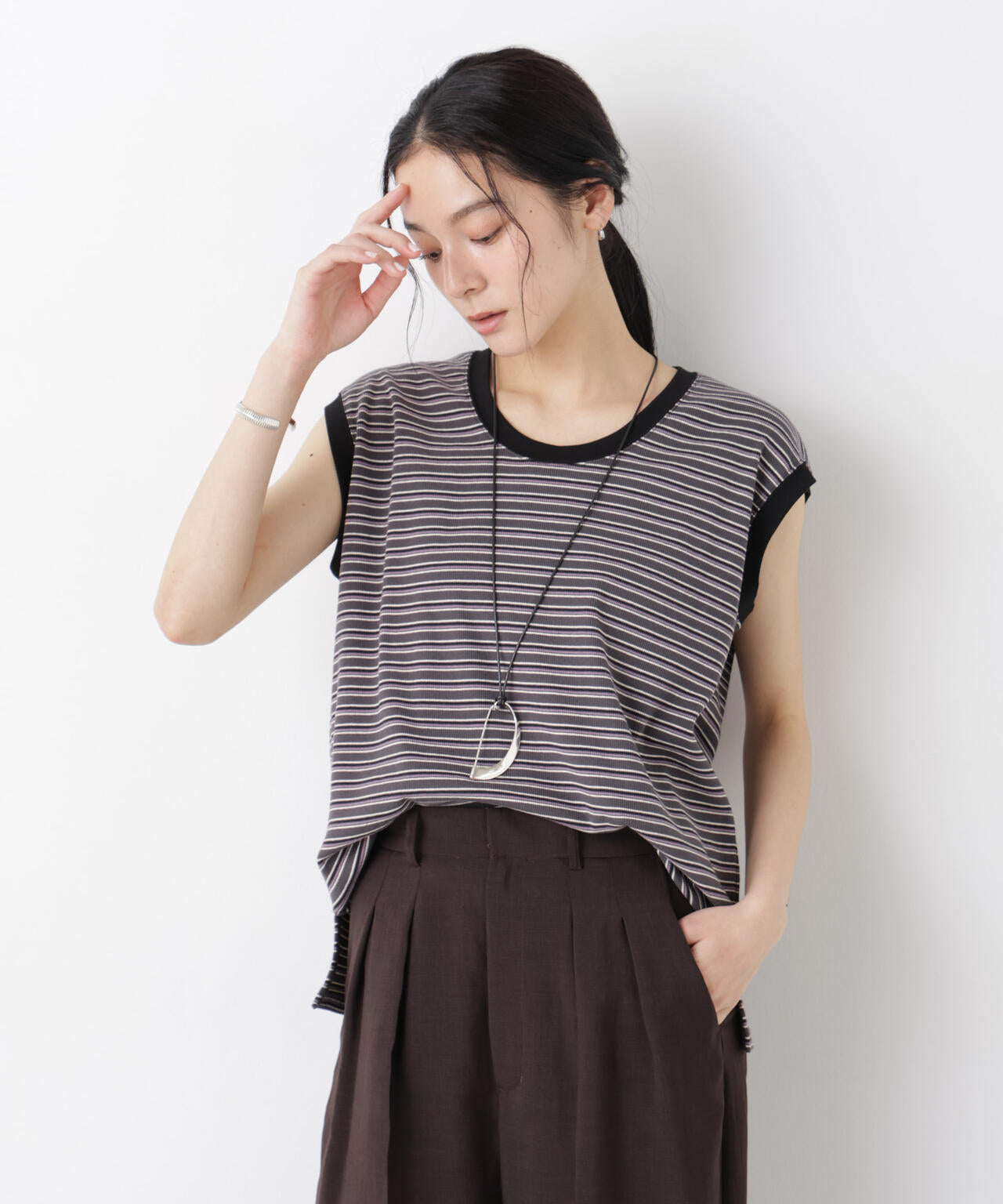 ボーダーテレコワイドノースリーブトップス