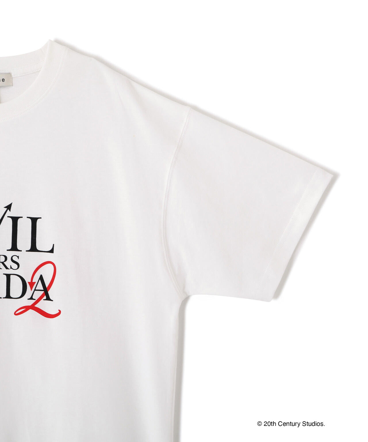 『プラダを着た悪魔2』 / TシャツD 6696124332
