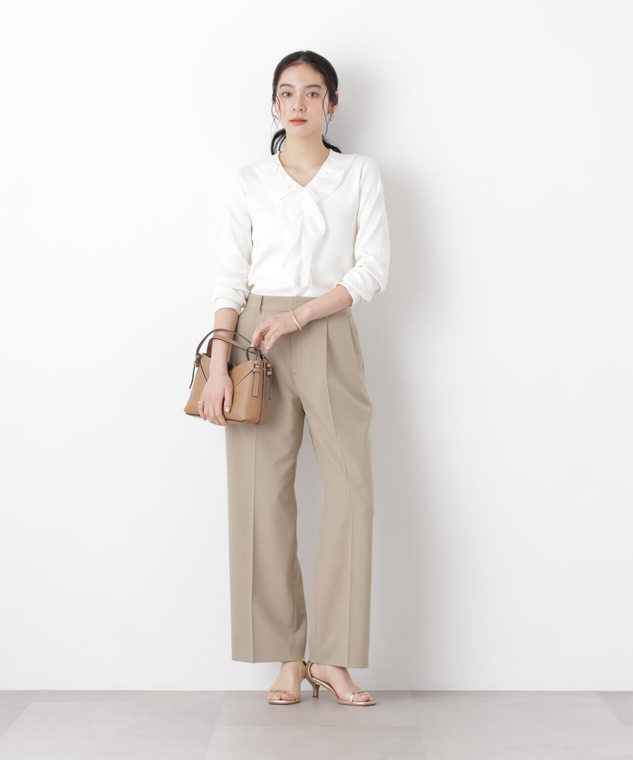 【GRACETEC】ライトファンクションタックセミワイドパンツ(セットアップ可) 6696127302