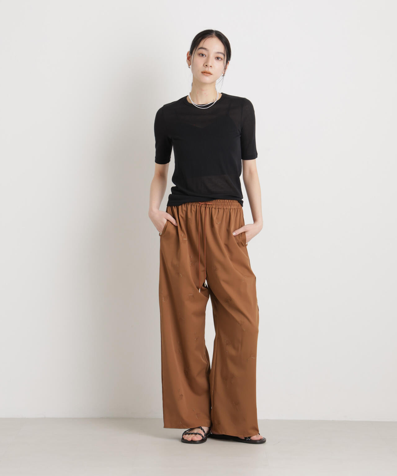 刺繍ツイルイージーワイドパンツ(セットアップ可) 6696127316