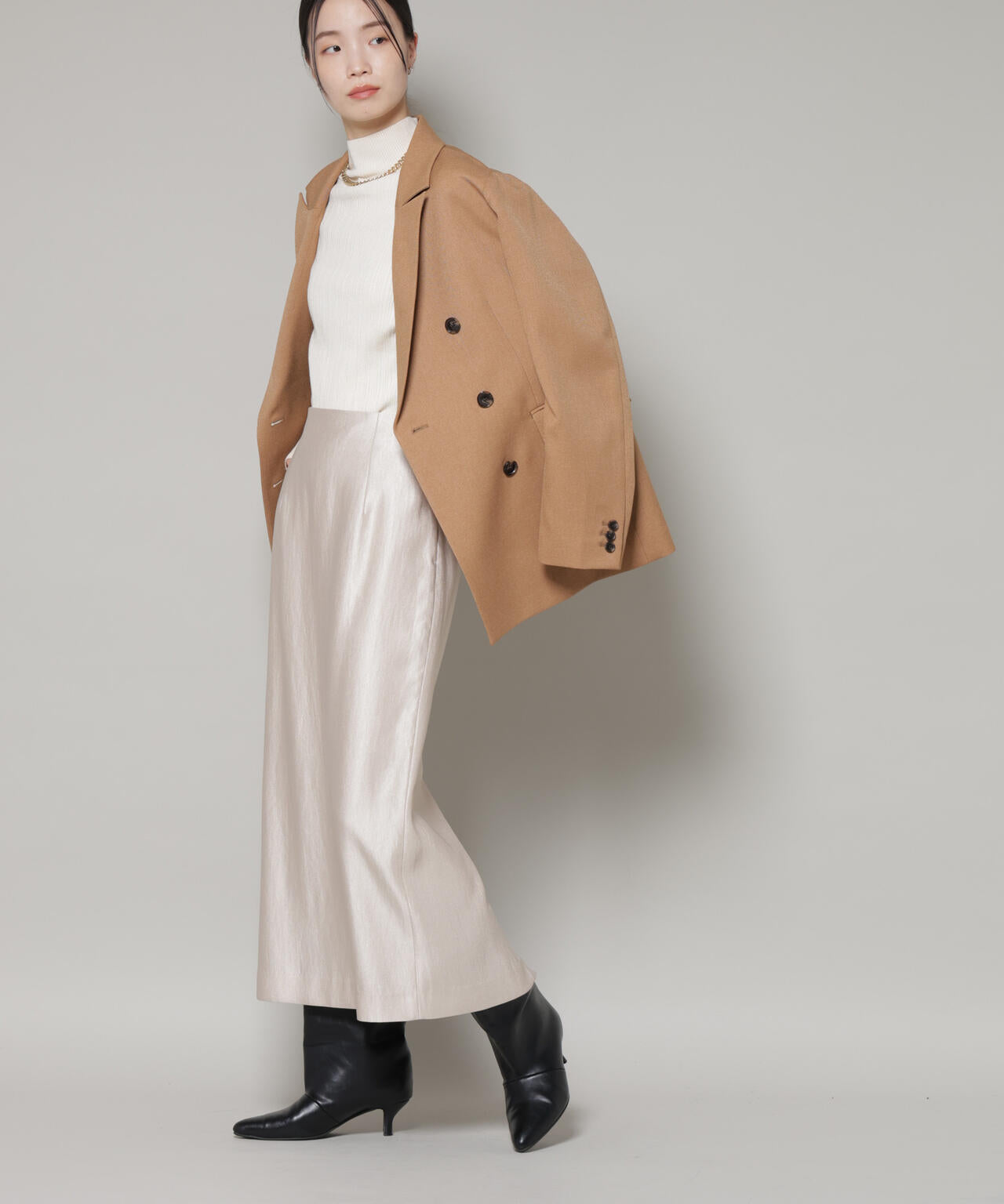 ブライトツイルサテンタイトスカート 6696130301