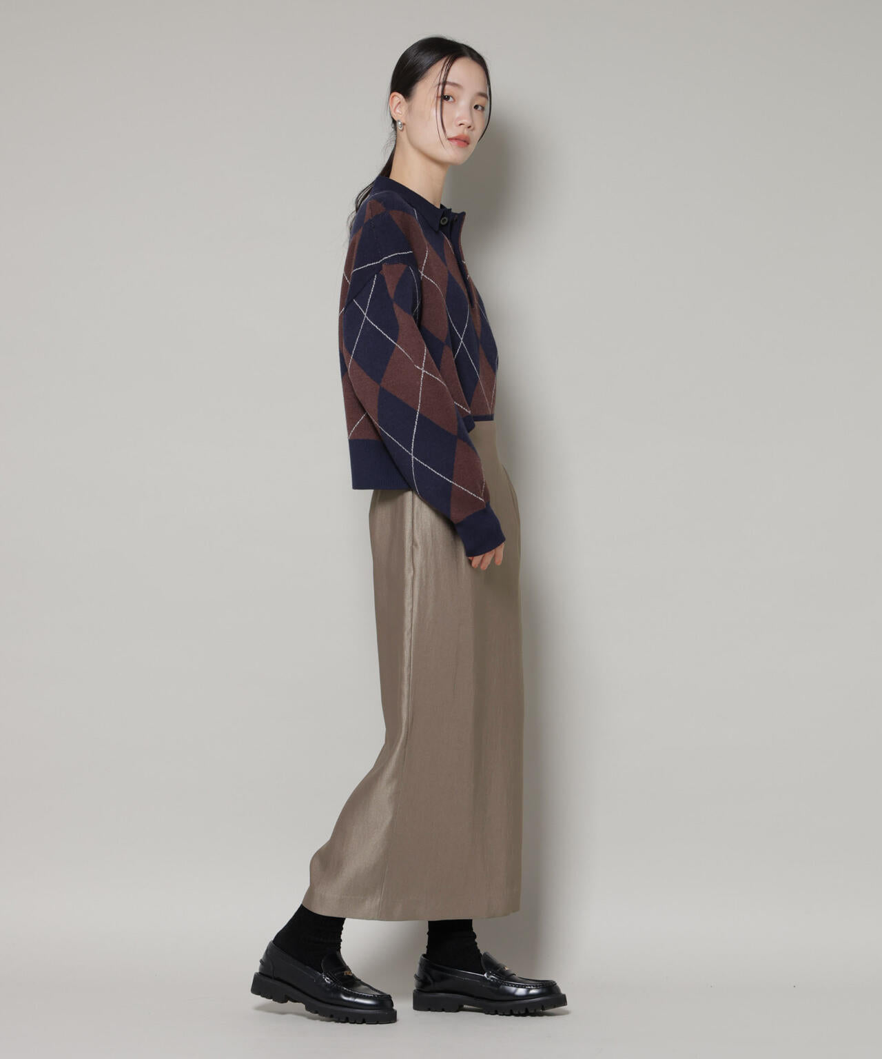 ブライトツイルサテンタイトスカート 6696130301