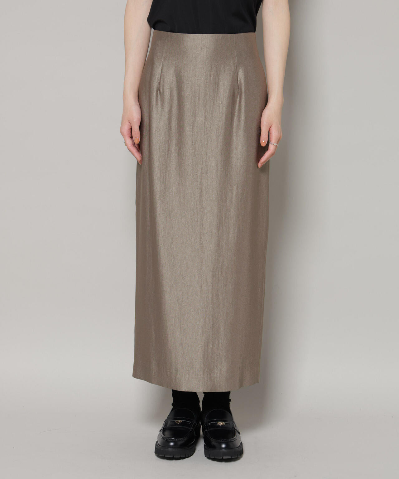 ブライトツイルサテンタイトスカート 6696130301