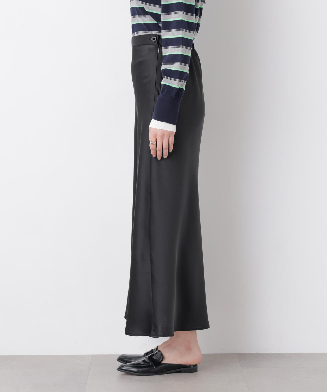 サテンナロースカート 6696130313