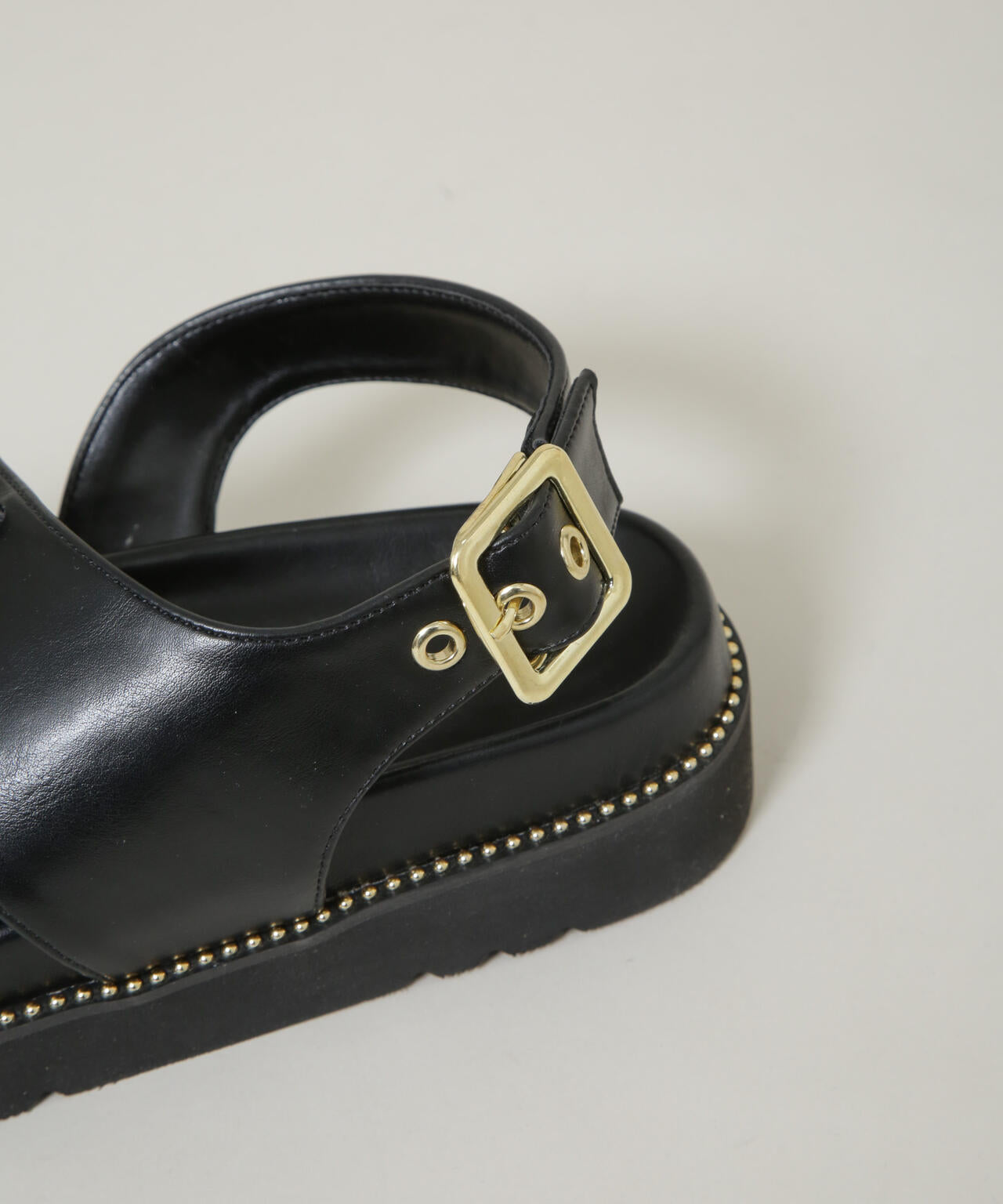 プラットフォームタッセルサンダル 6696133303