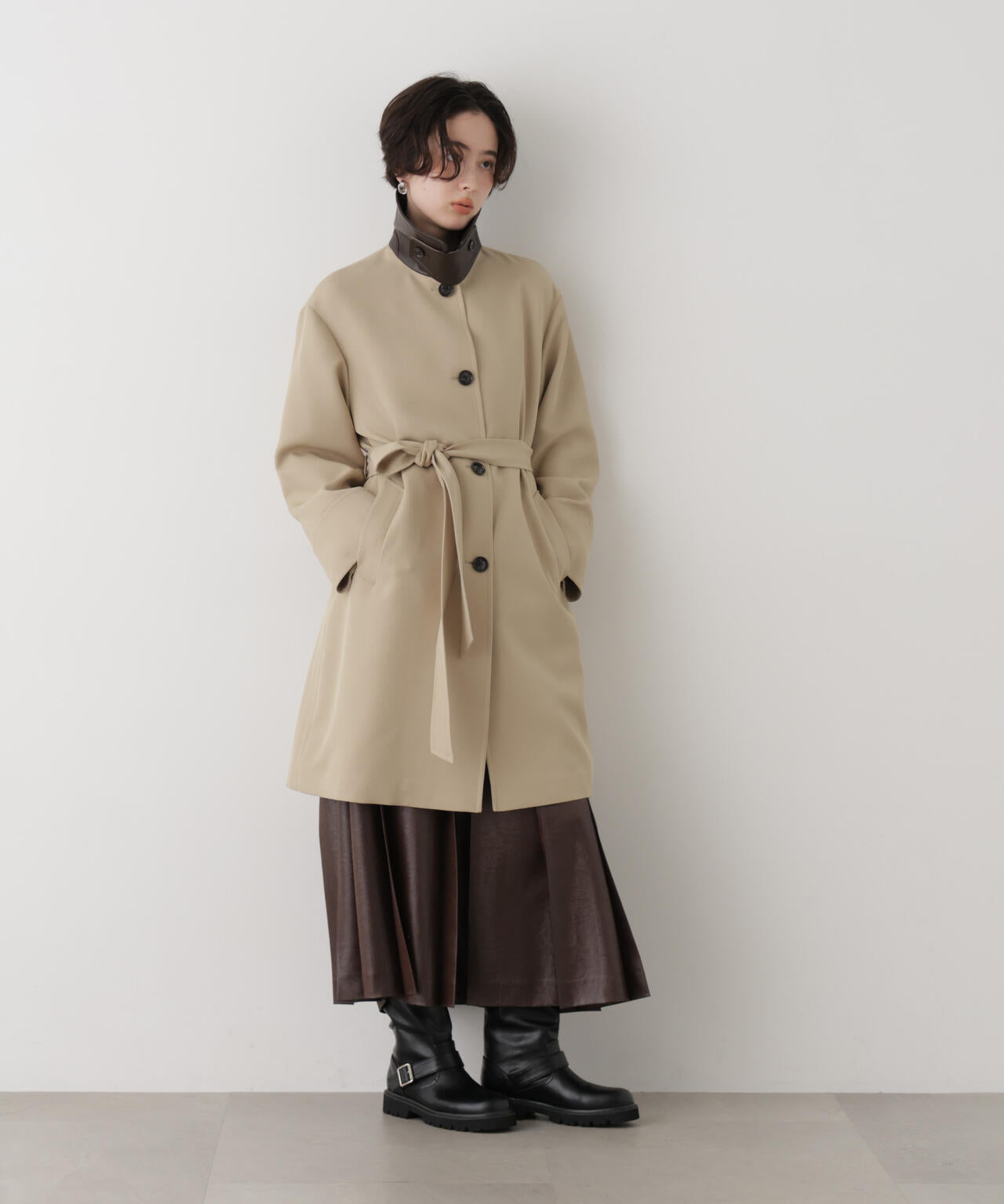 フェイクレザー衿ステンカラーコート 6696211306