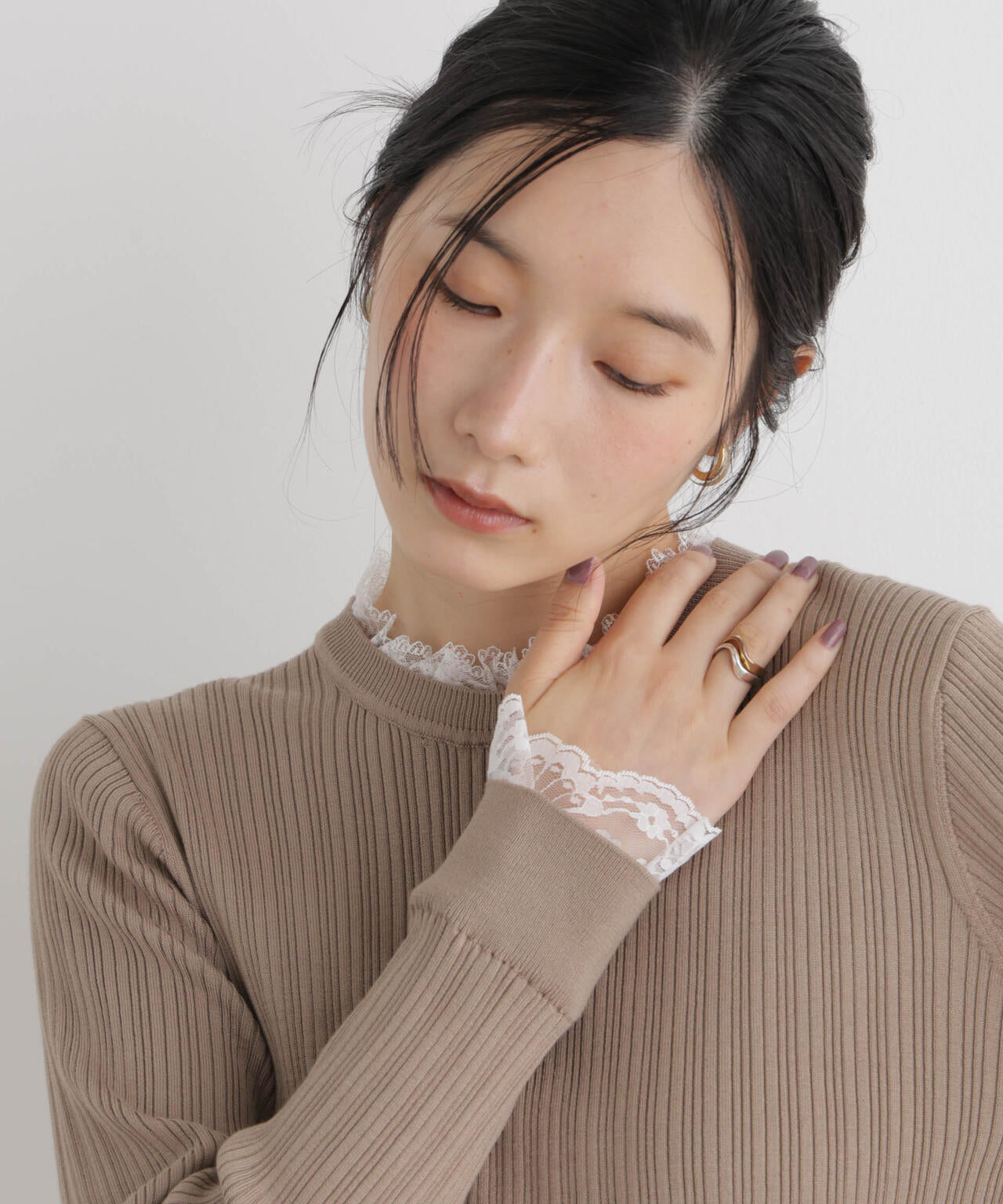 CICA&UVカット加工レースフリル付きリブニット 6696222319