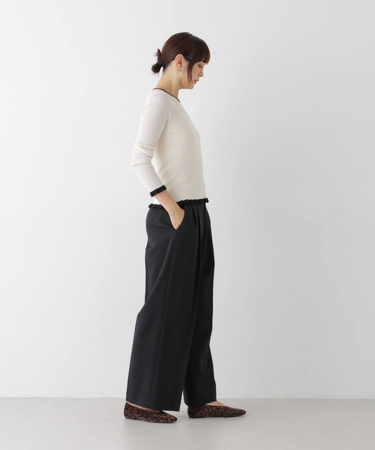ソフトストレッチタックワイドパンツ(セットアップ可) 6696227304