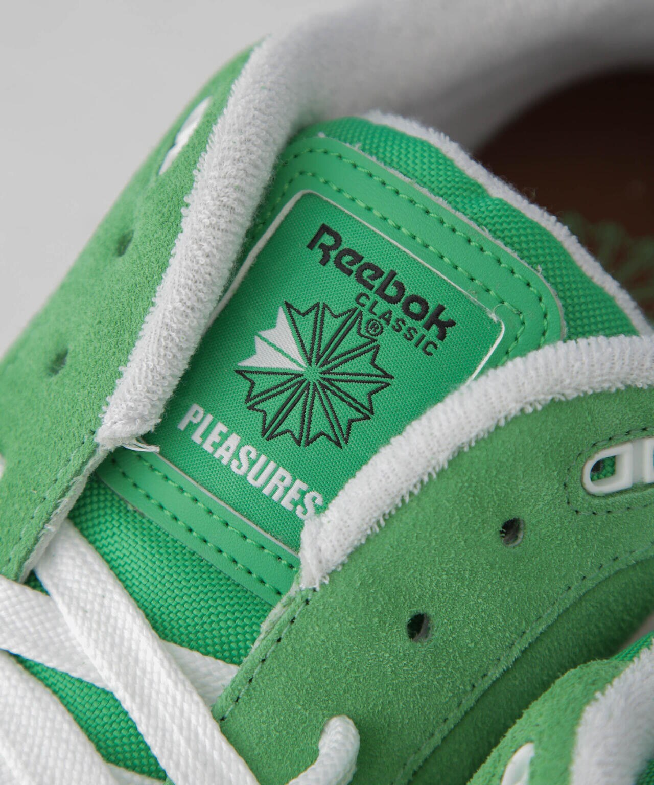 Reebok/Reebok X PLEASURES CLUB C BULC 6704134055