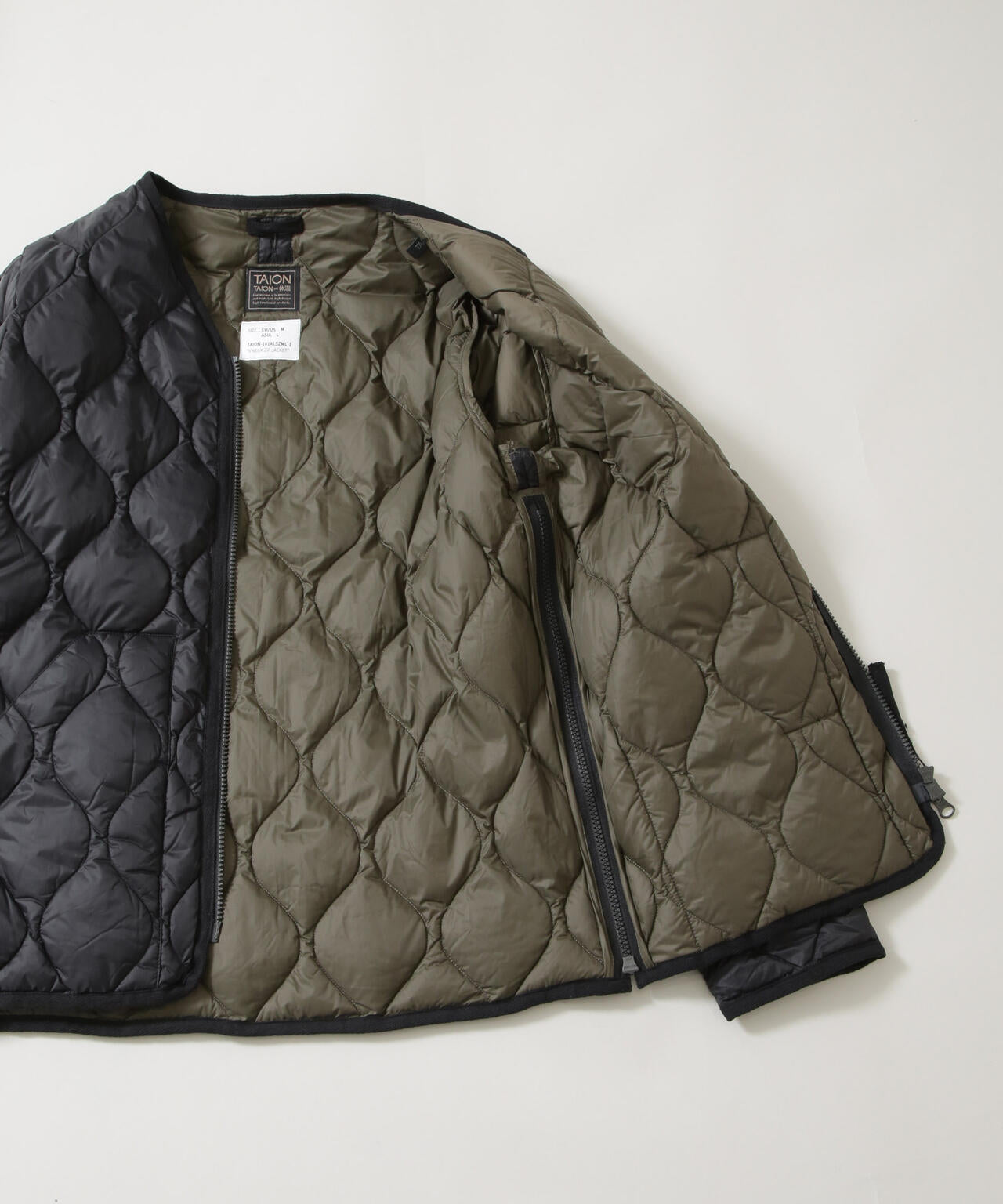 TAION/MILITARY W-ZIP V NECK DOWN JKT 6705214035