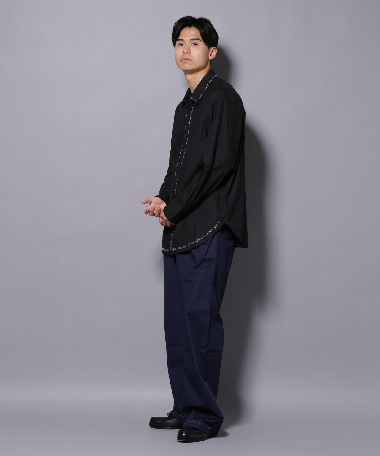 mii/CONTRASTED HAND EMBROIDERED SH 6705220050