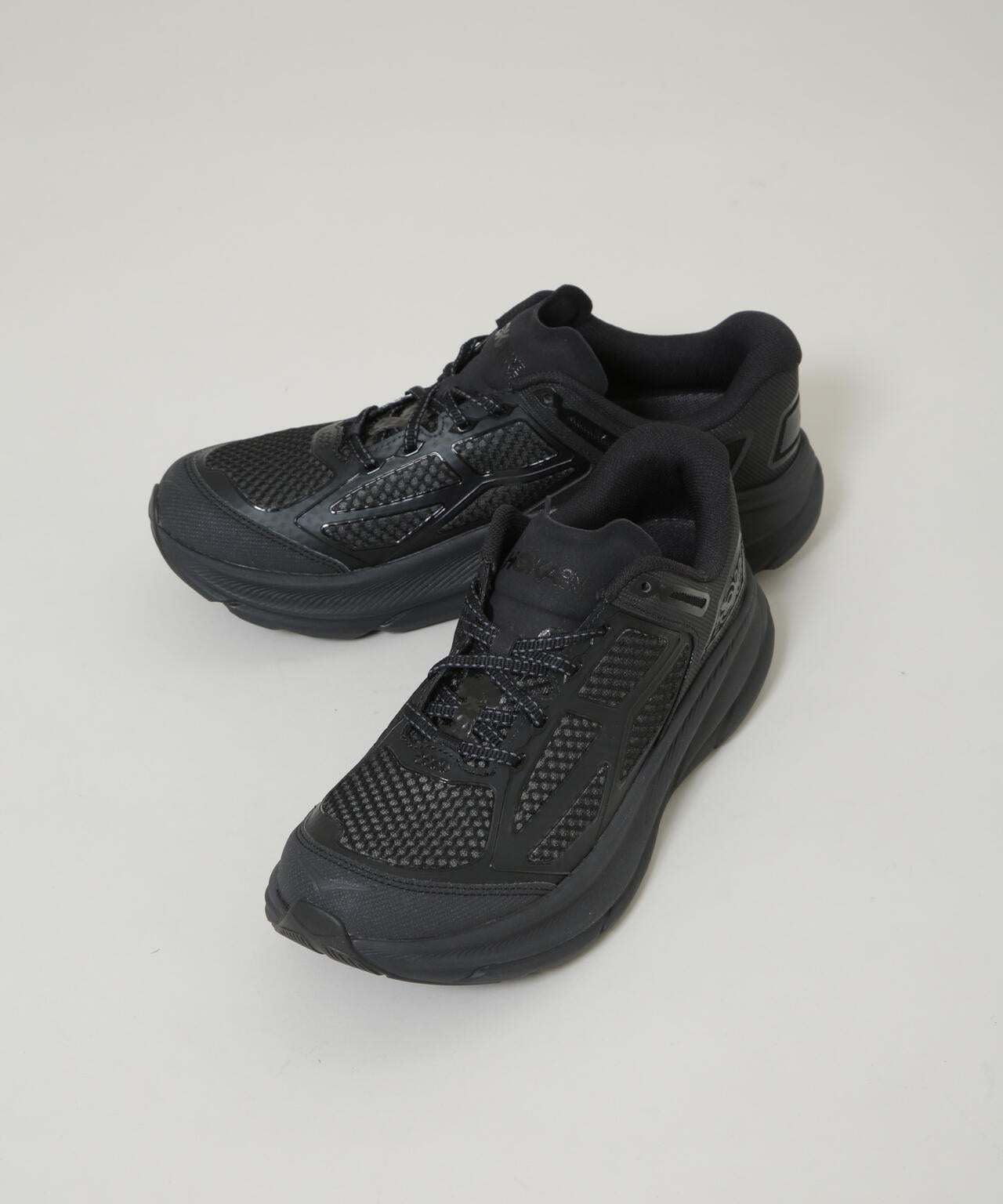 HOKA/U CLIFTON ONE9