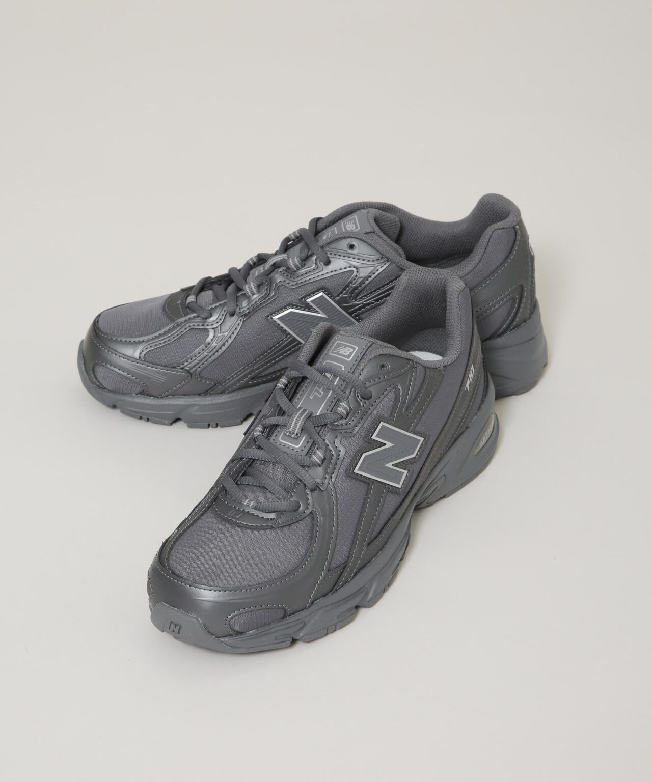 new balance/740 6705234142